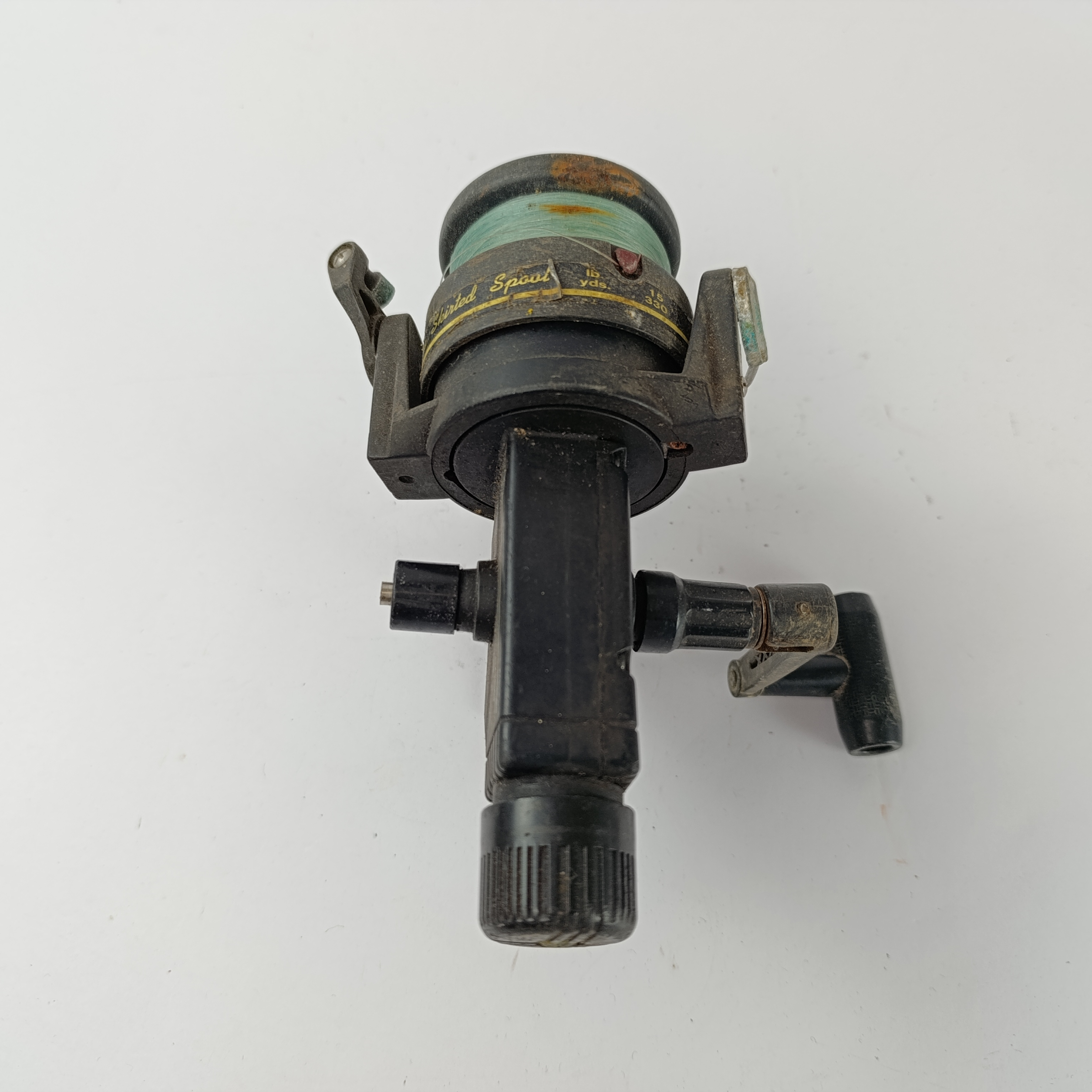 Moulinet Derco (Tourne bien ) État correct - Vue 2 - 