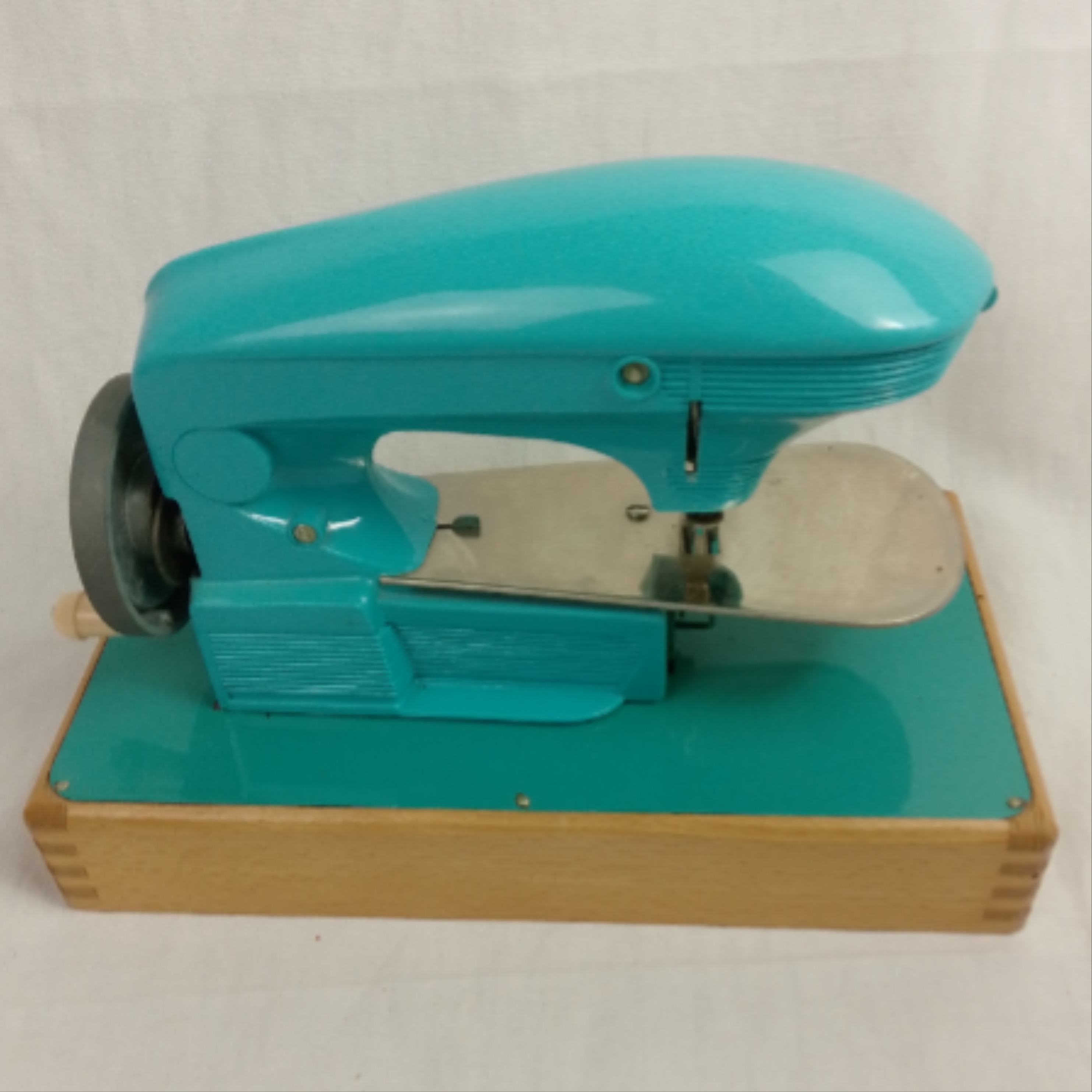 Machine à coudre vintage pour enfant État correct - Vue 2 - 