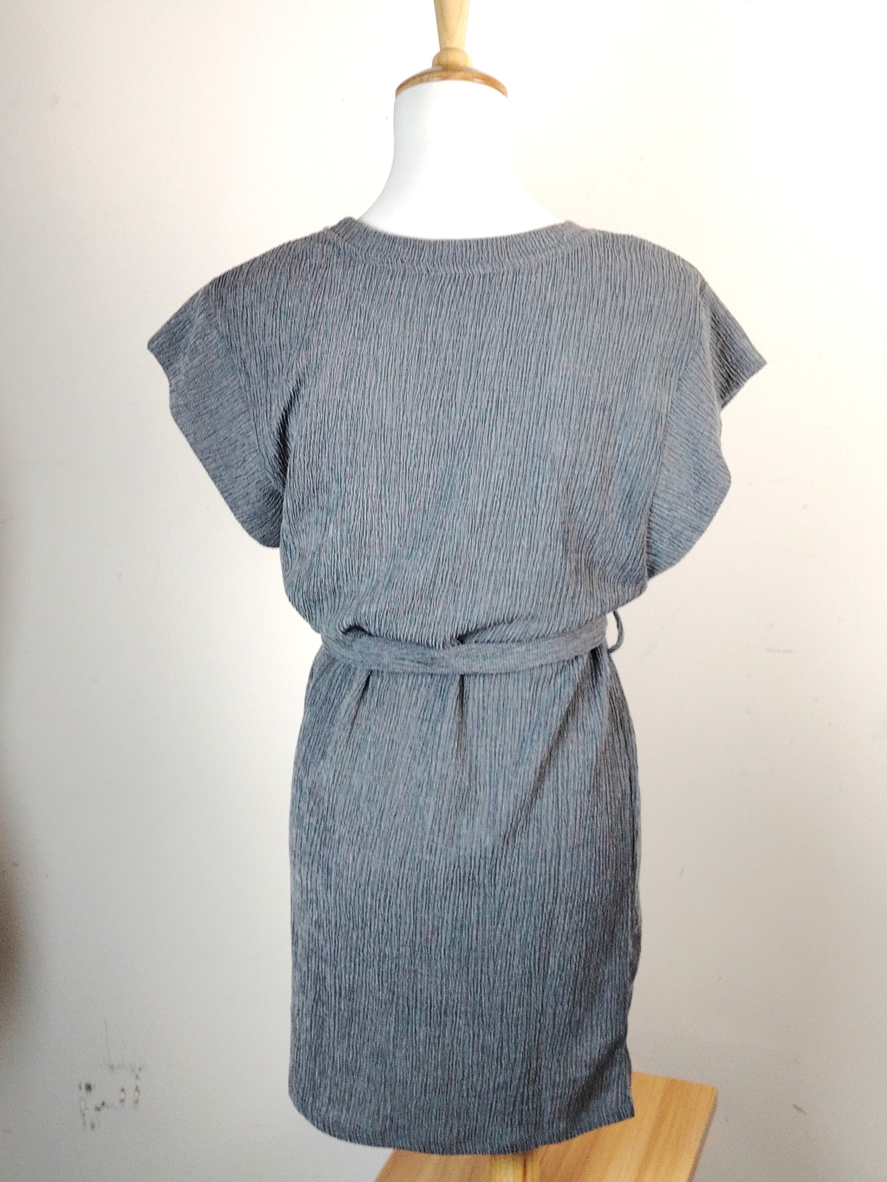 Le Temps de Cerises robe blouson sans manches encolure rond - Taille XS - Photo 4