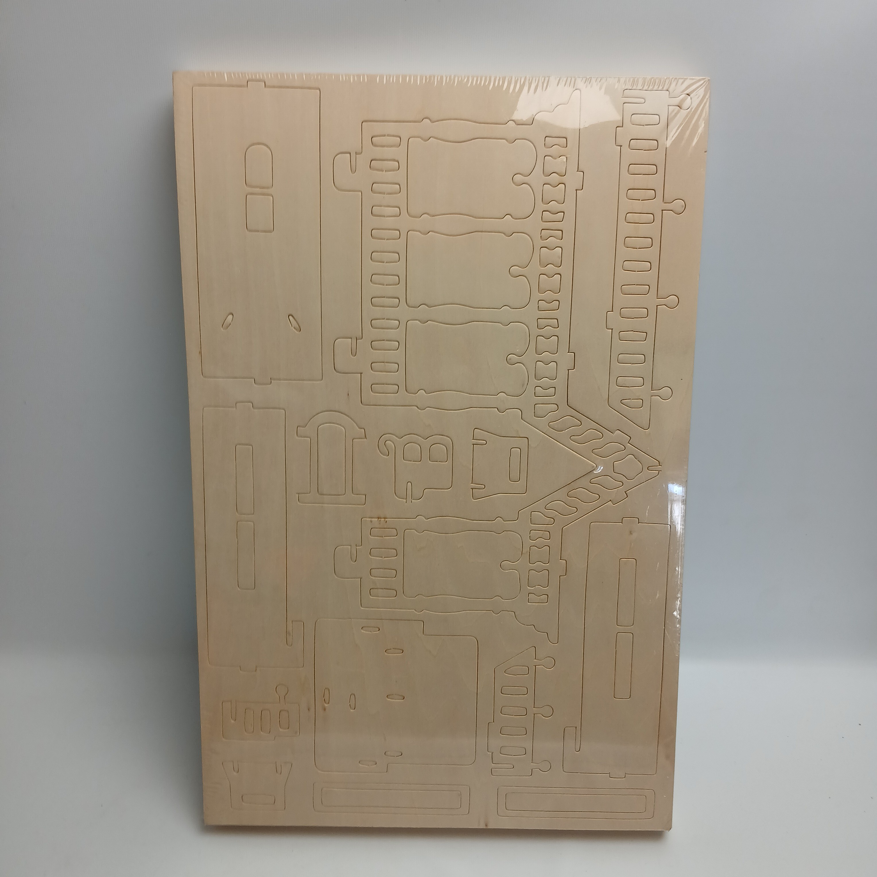 Maquette en bois Fantasy Villa Bon état - Vue 2 - 