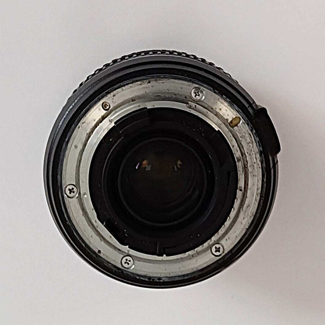 Objectif Nikon AF-S DX Nikkor 18-70mm f/3.5-4.5 G ED Ø67 Bon état - Vue 6 - 