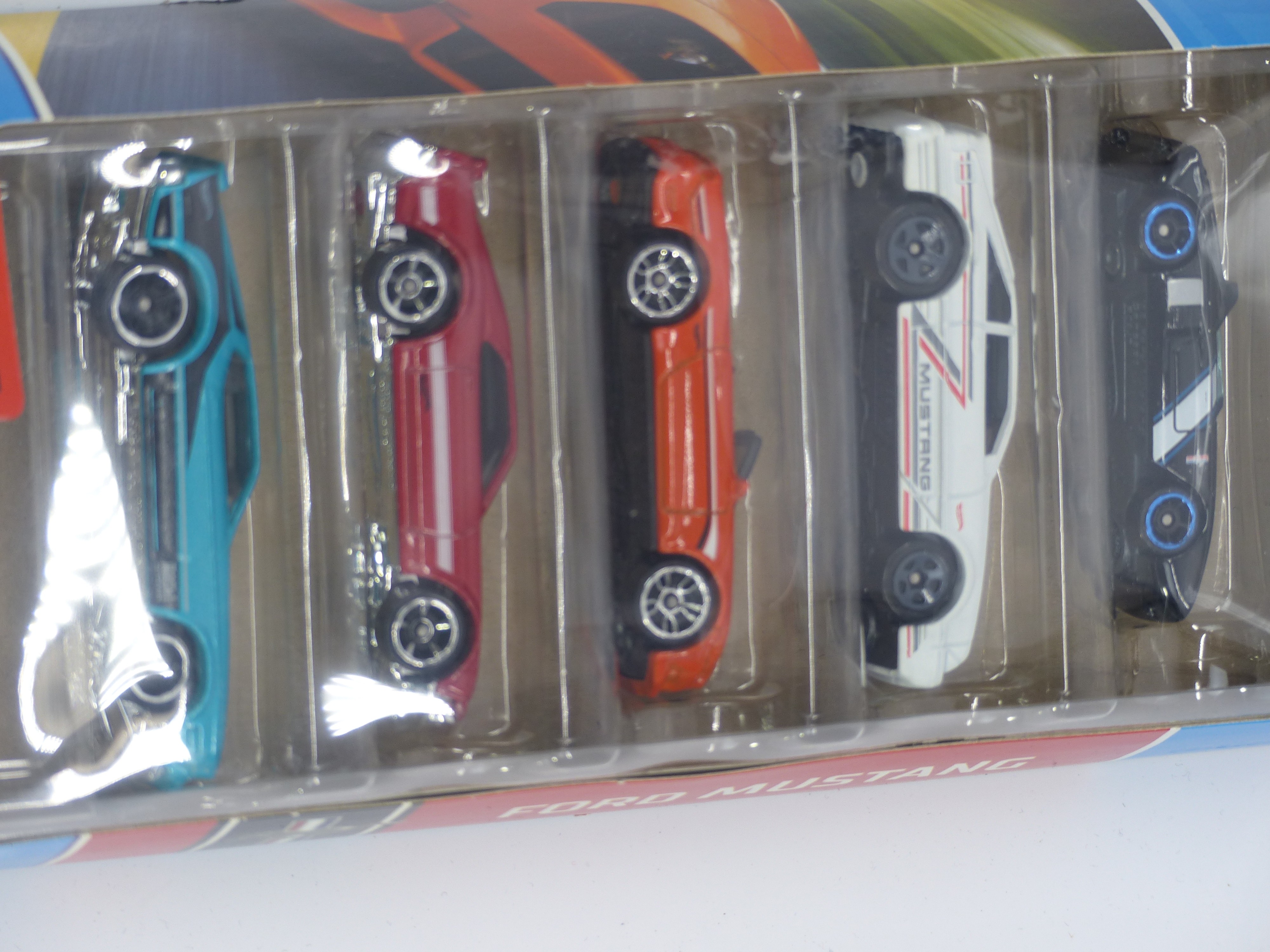 Hot wheels mustangs - neuf Comme neuf - Vue 2 - 