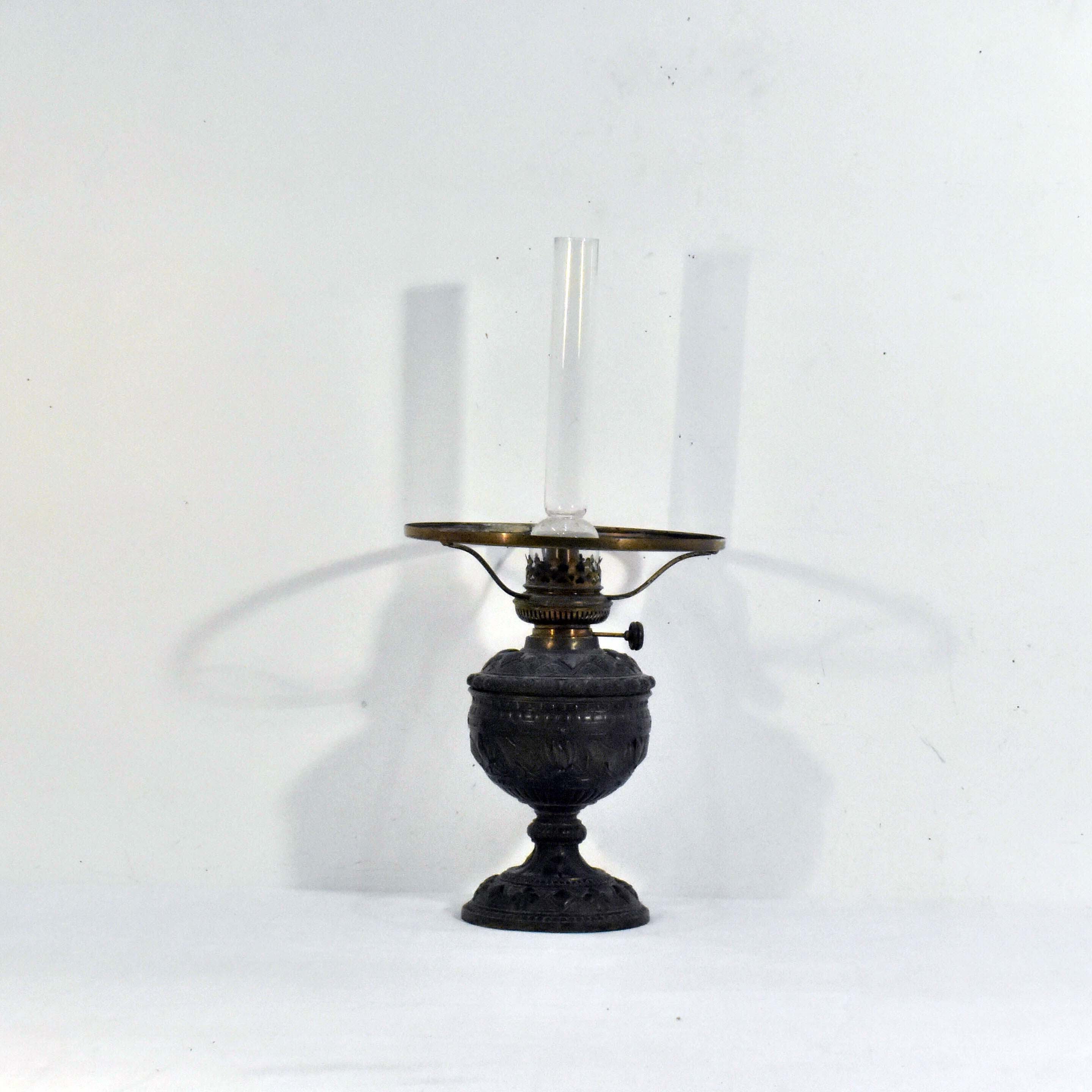 Lampe de Table Pétrole - Etain & Verre - Kastner & Tobelmann - Début XXème Siècle - Photo 0