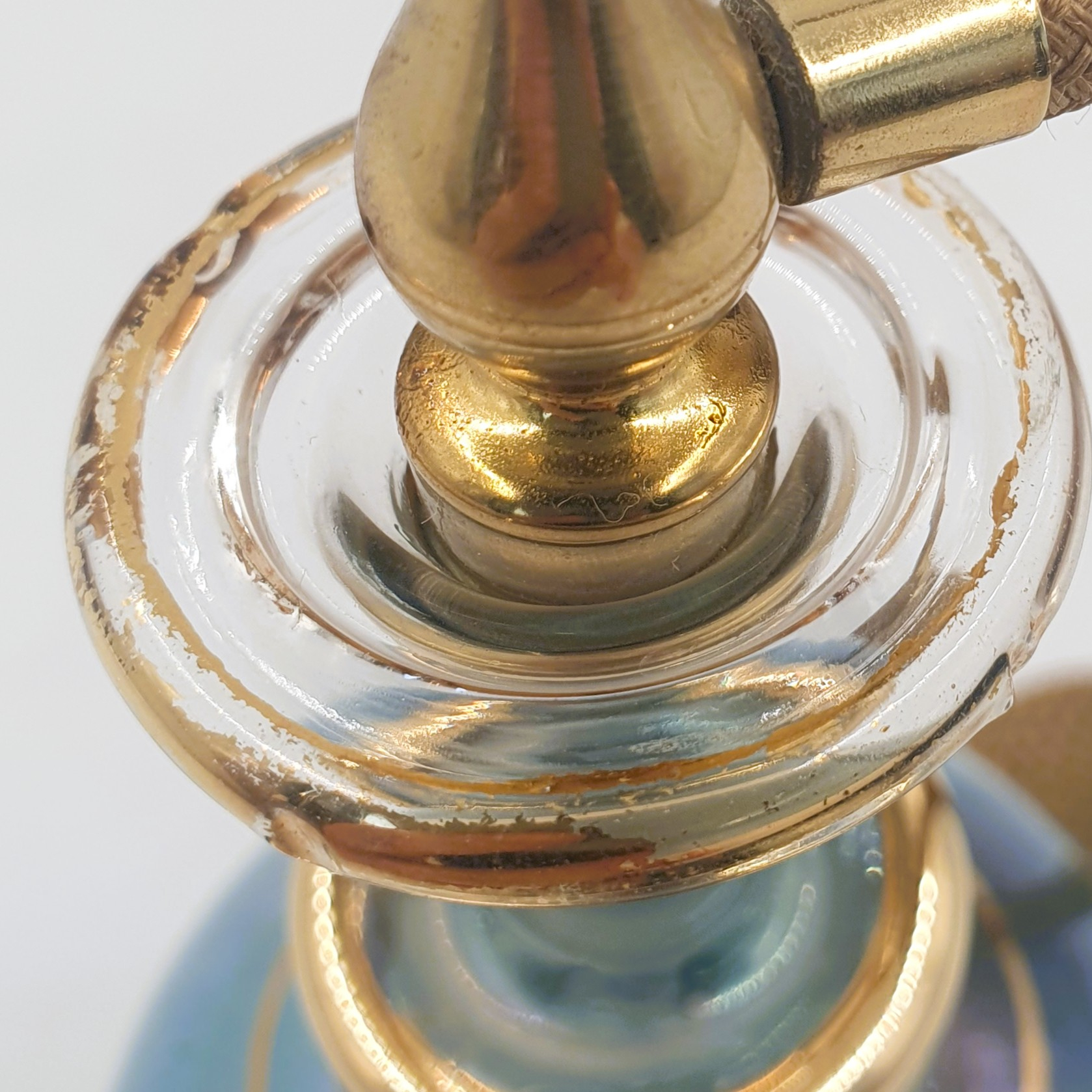 Petit flacon de parfum en verre - Photo 4