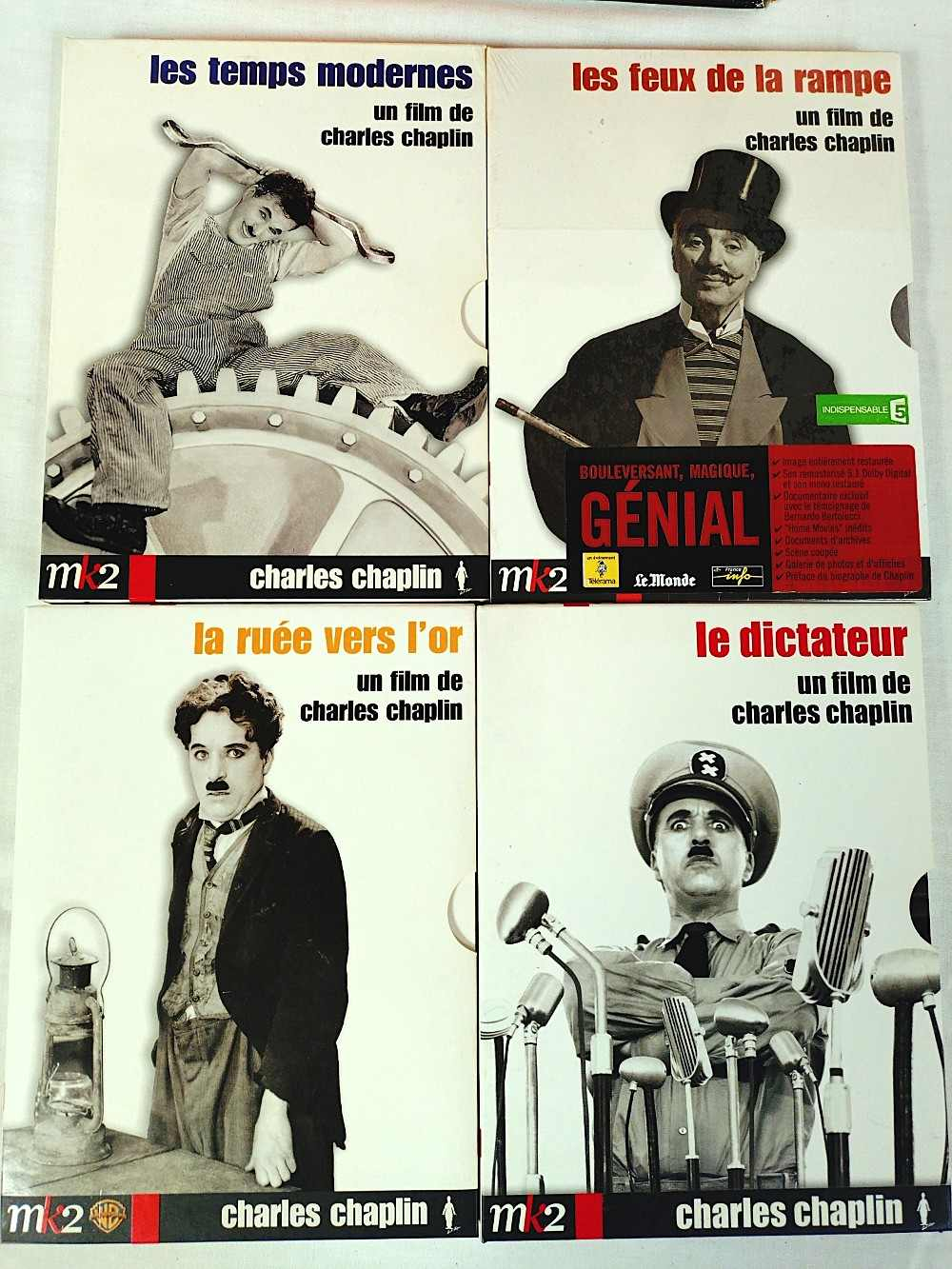 Voir photo 4 de Coffret Charles Chaplin - lot de 8 DVD. MK2 Coffret Charles Chaplin - lot de 8 DVD. MK2 Bon état - Vue 4 -