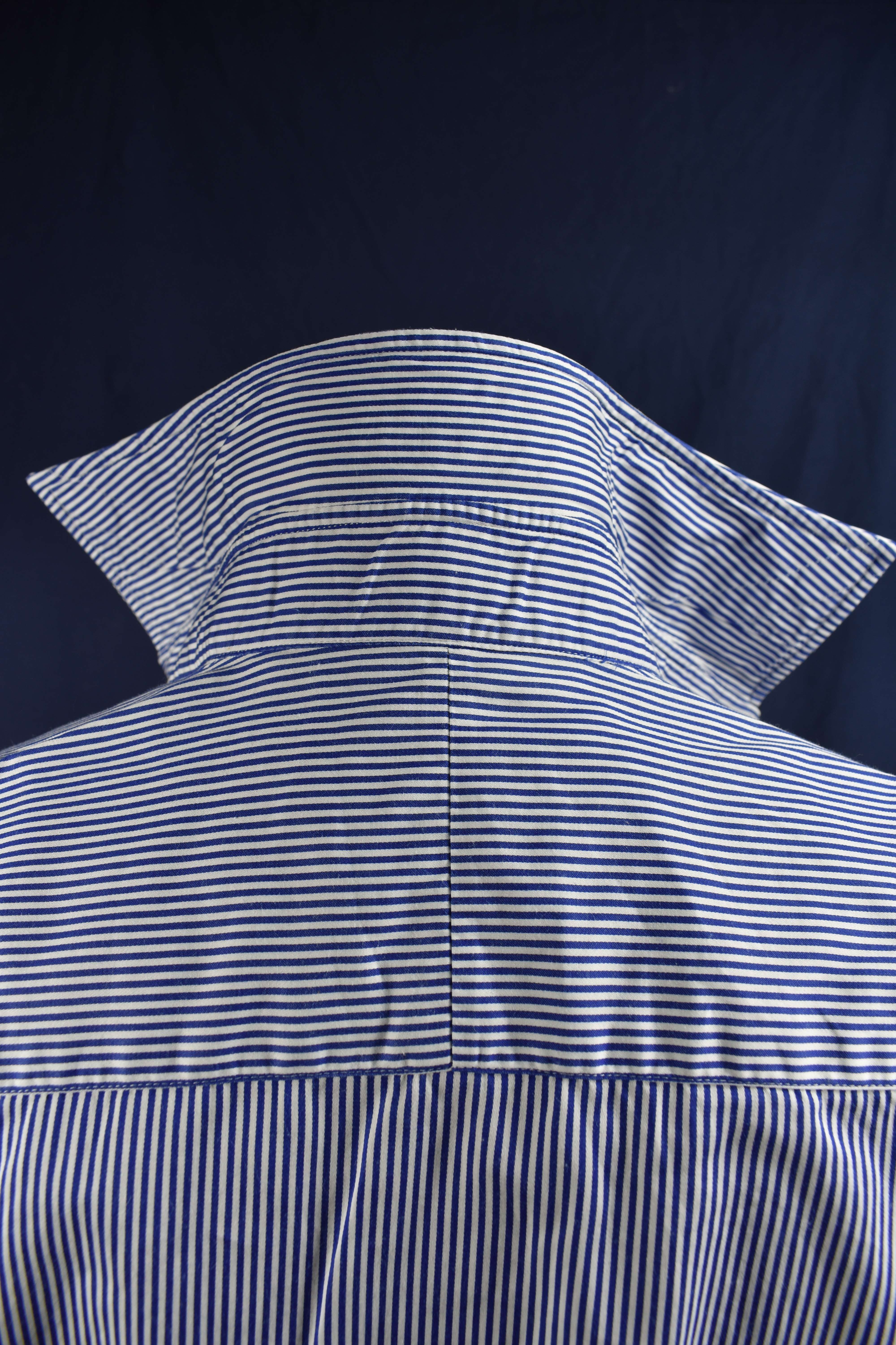 Voir photo 5 de Chemise homme à rayures bleu-marine et blanc, coupe cintrée de marque " Café Coton ", taille 38. Chemise homme à rayures bleu-marine et blanc, coupe cintrée de marque " Café Coton ", taille 38. - Vue 5 -