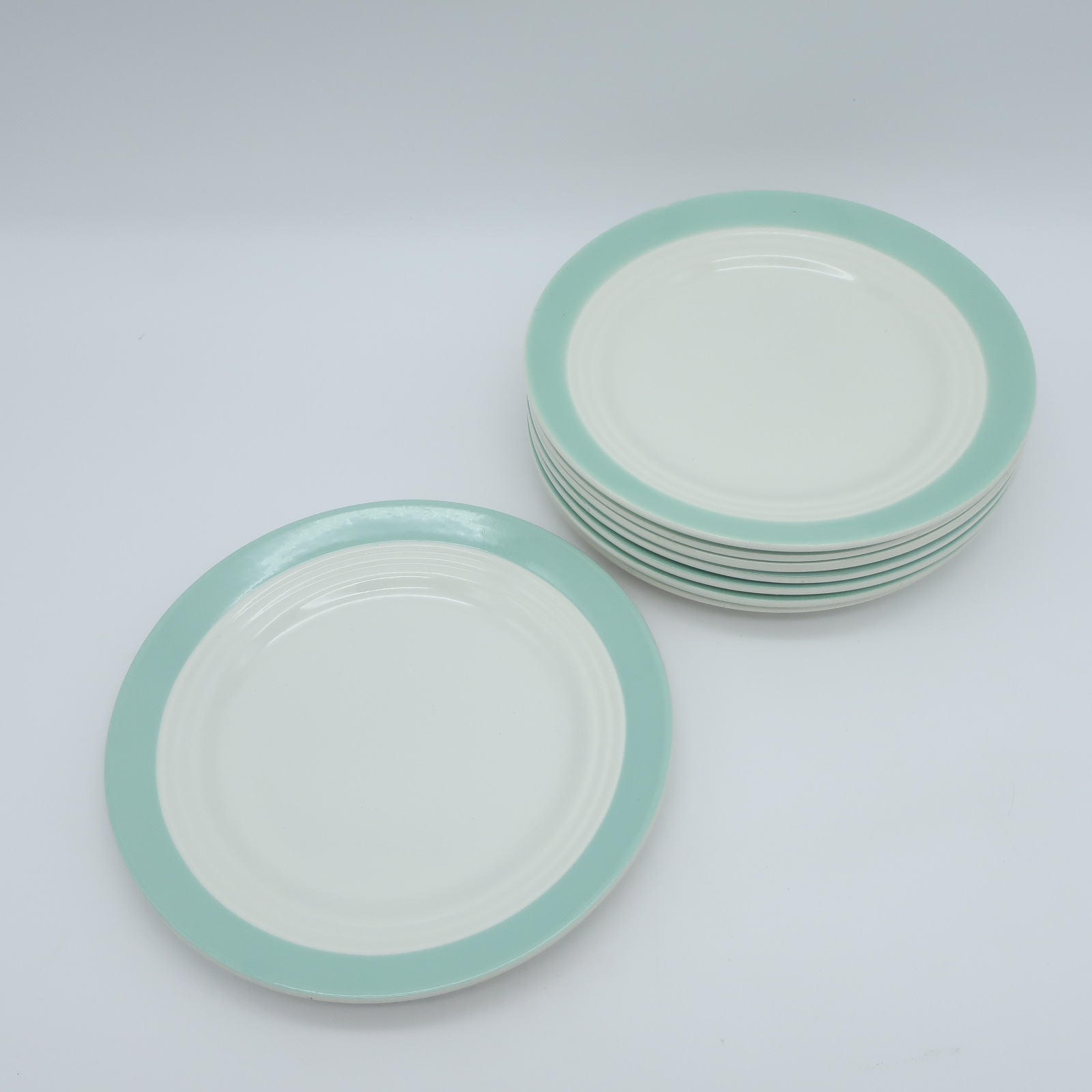 Ensemble de 8 Assiettes anciennes en porcelaine Semi Vitrifié Céranord , St Amand - Très bon état - Photo 3