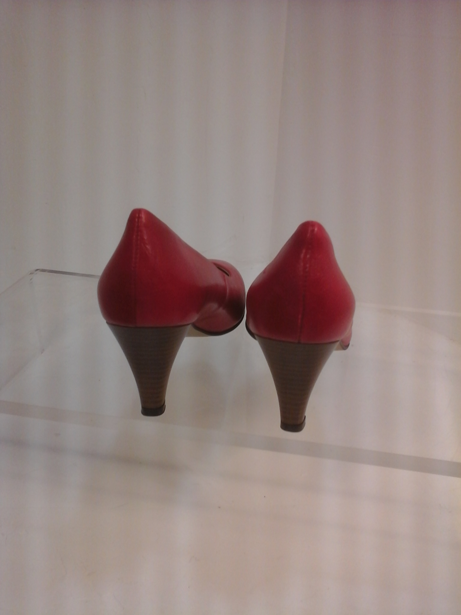 Escarpins modèle Manala marque Noë - Photo 1