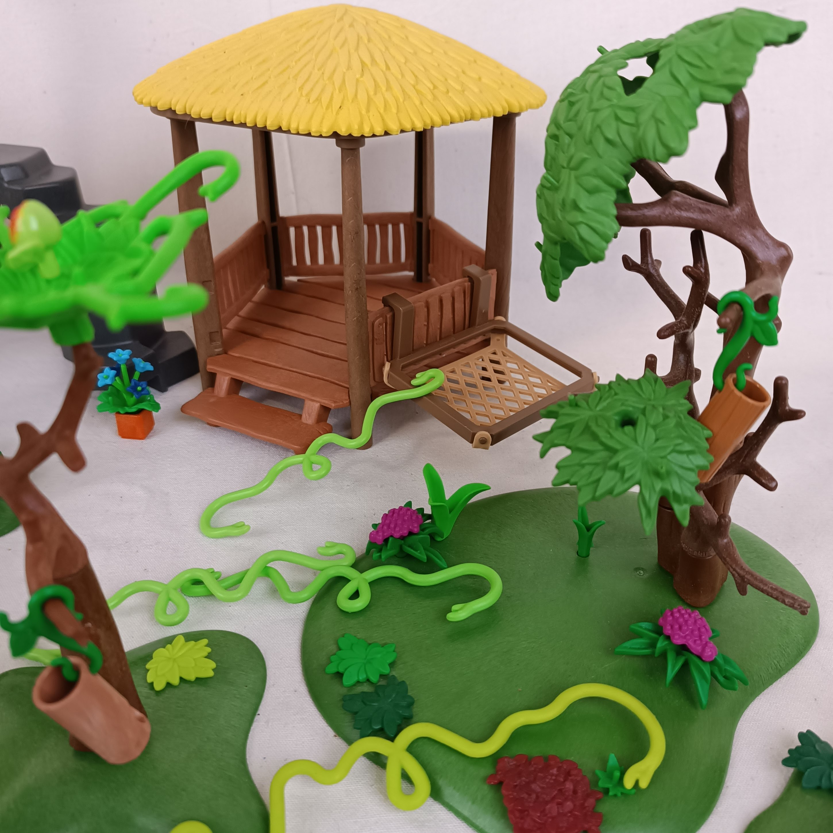Ensemble Playmobil Zoo, Parc animalier et autres extensions : 175 animaux, 24 personnages Bon état - Vue 14 - 