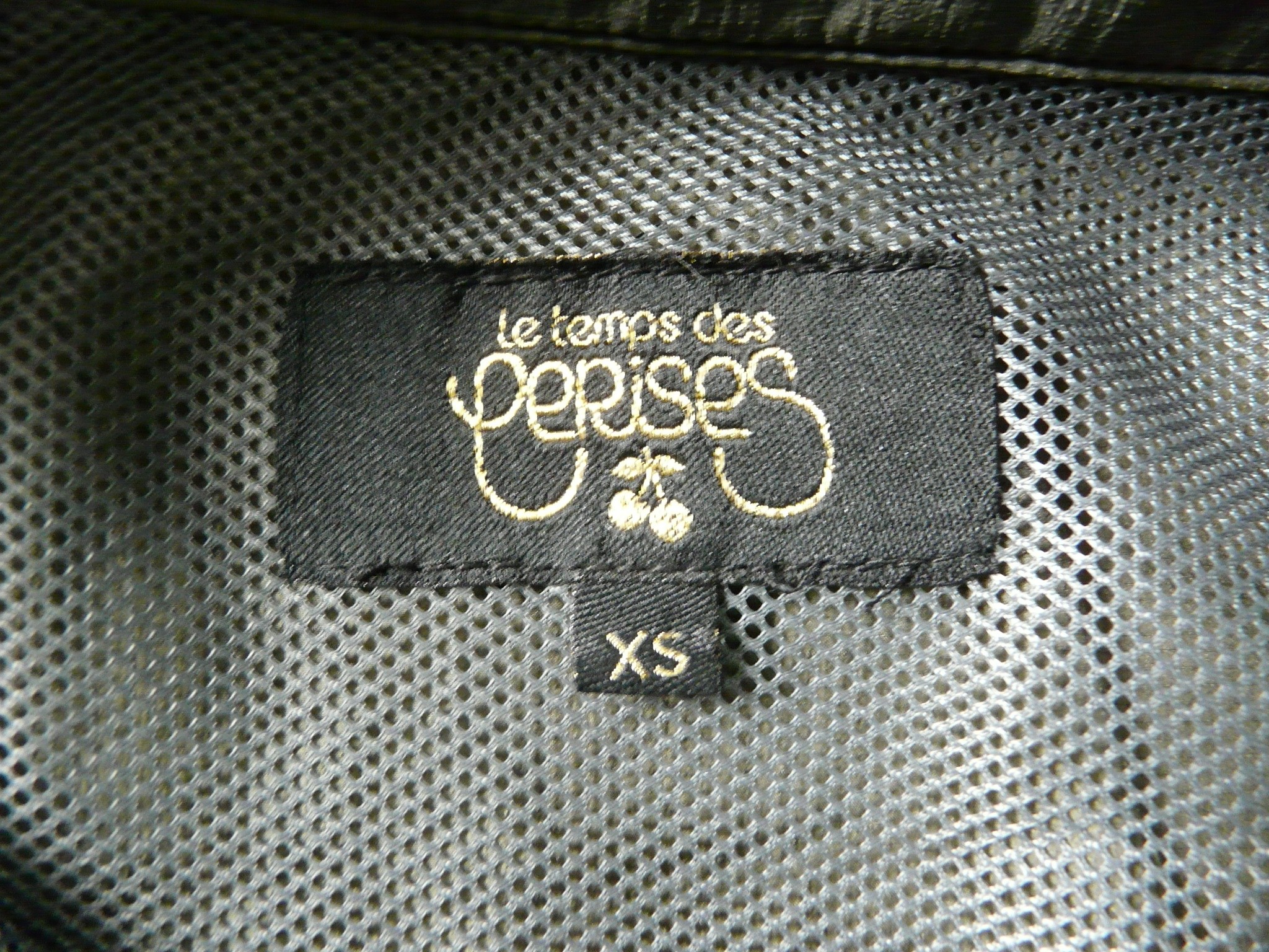 HF195 - Top coupe-vent - Le Temps des Cerises - Taille XS Très bon état - Vue 12 - 