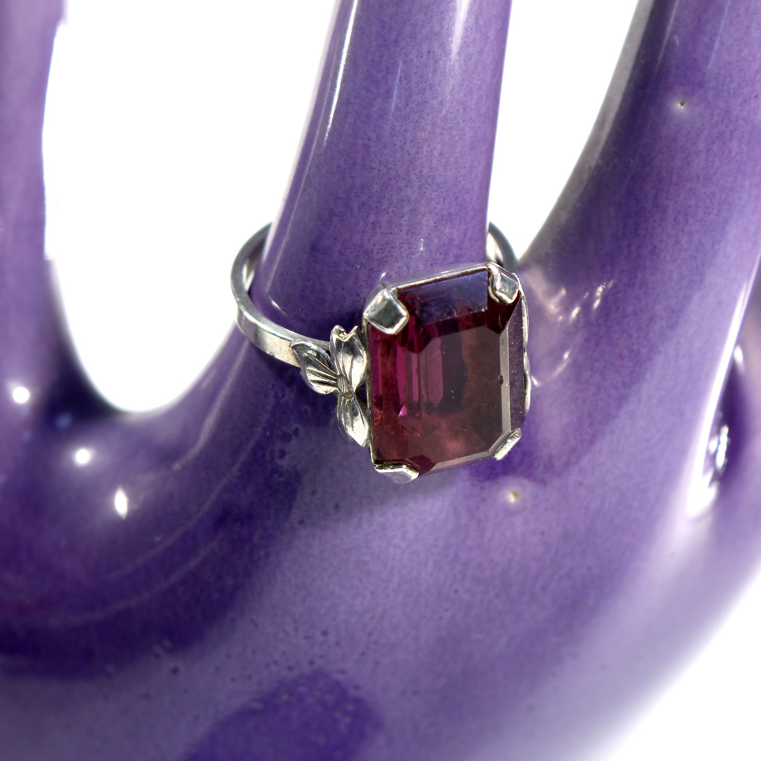 Bague vintage mauve en argent - Label Emmaus - Modalova