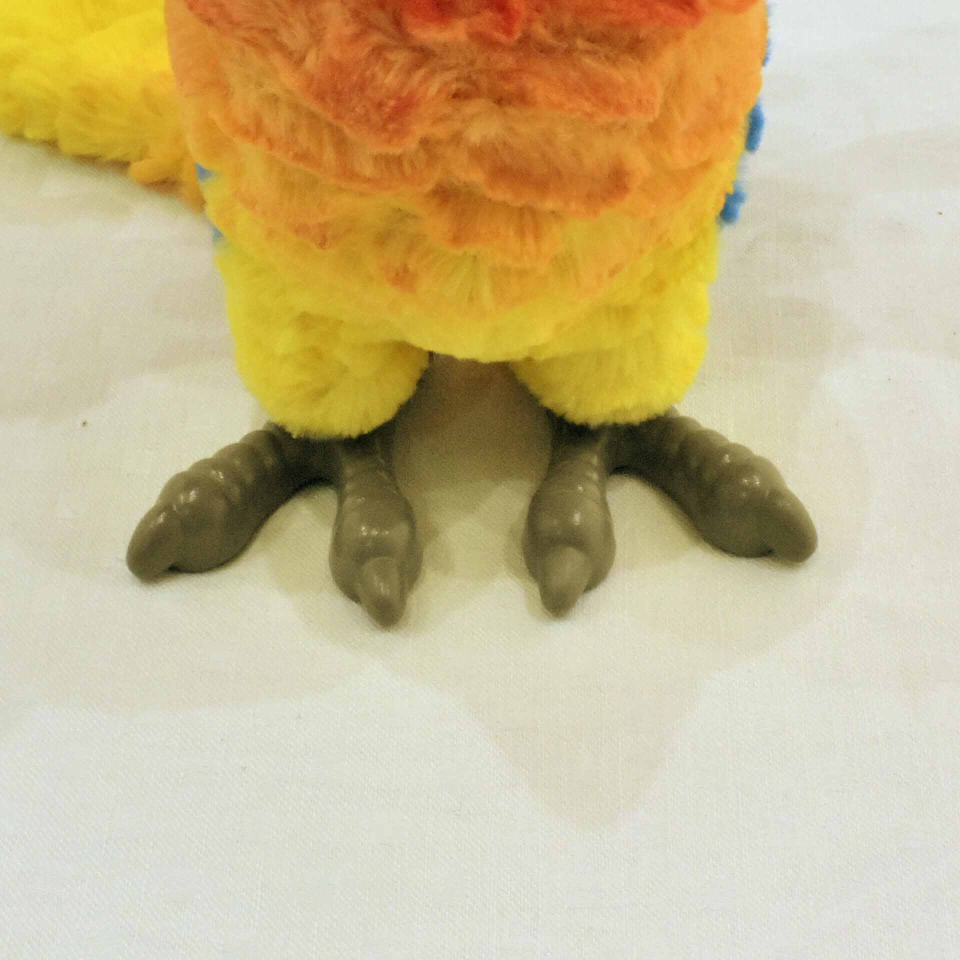 Voir photo 6 de Perroquet Peluche Interactive - FurReal® by Hasbro® Perroquet Peluche Interactive - FurReal® by Hasbro® - Vue 6 -