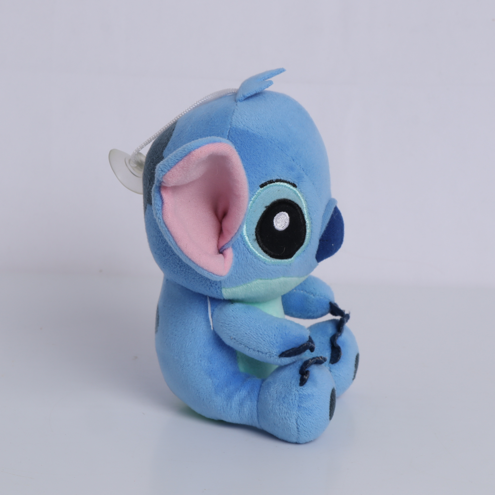 Lot de 2 peluches Stitch et Angel à ventouses - Lilo & Stitch - Disney  - Vue 4 - 