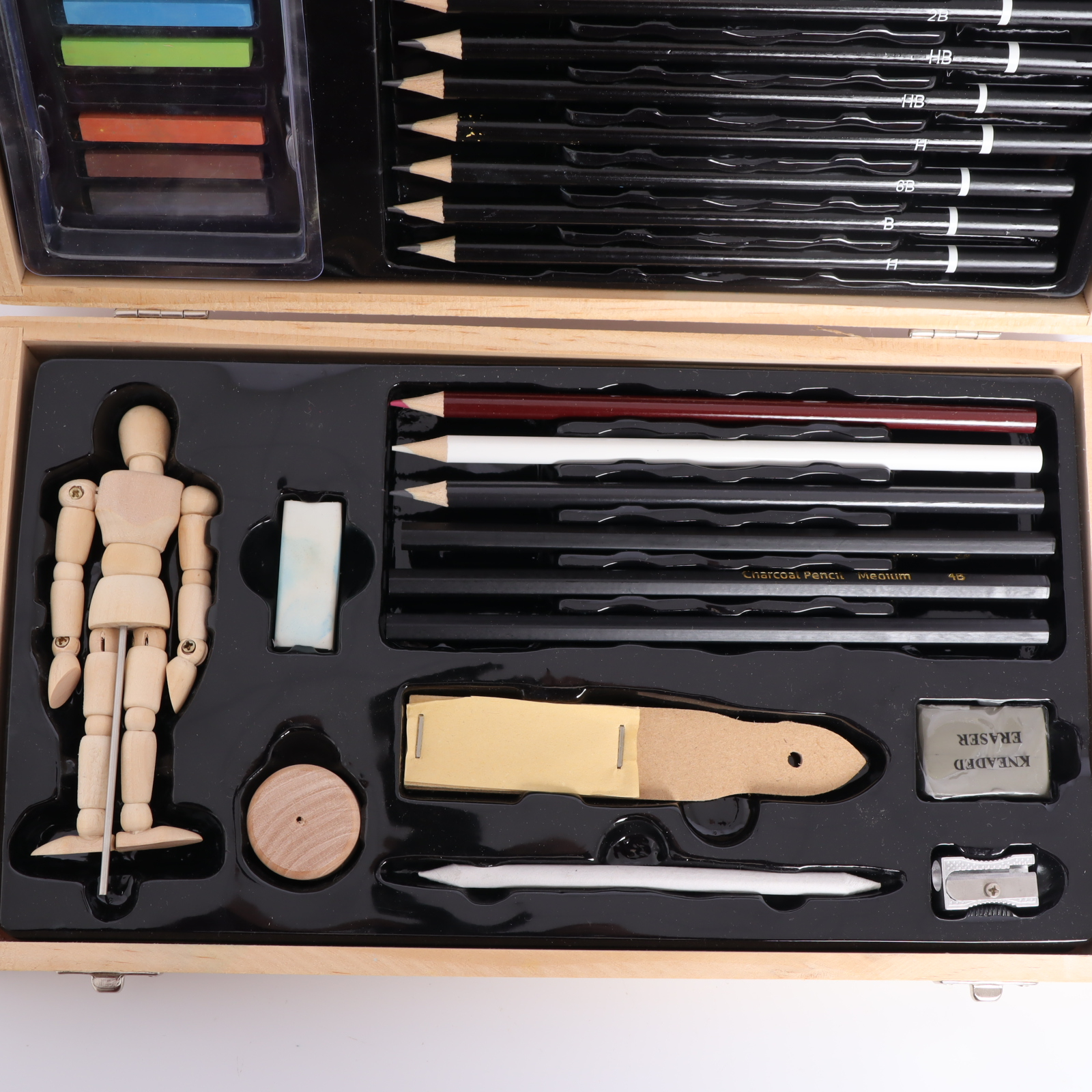 Kit de dessin avec sa malette en bois Bon état - Vue 3 - 