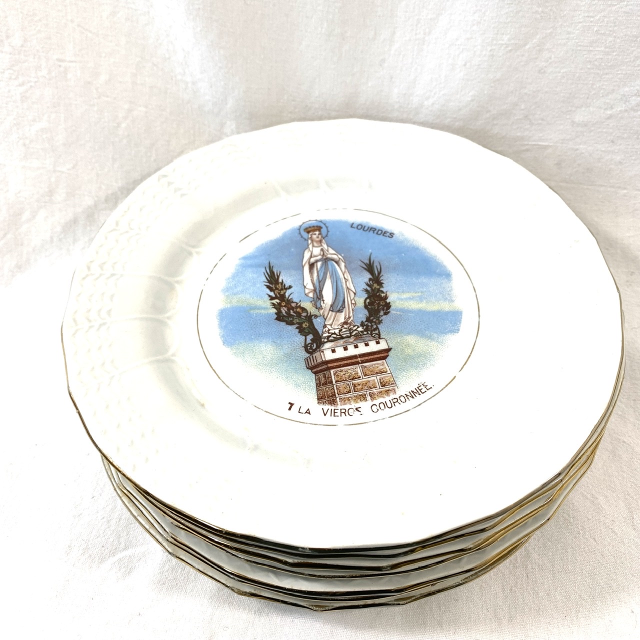 Lot de 10 assiettes - Sarreguemines thème Lourdes - Bon état - Photo 8