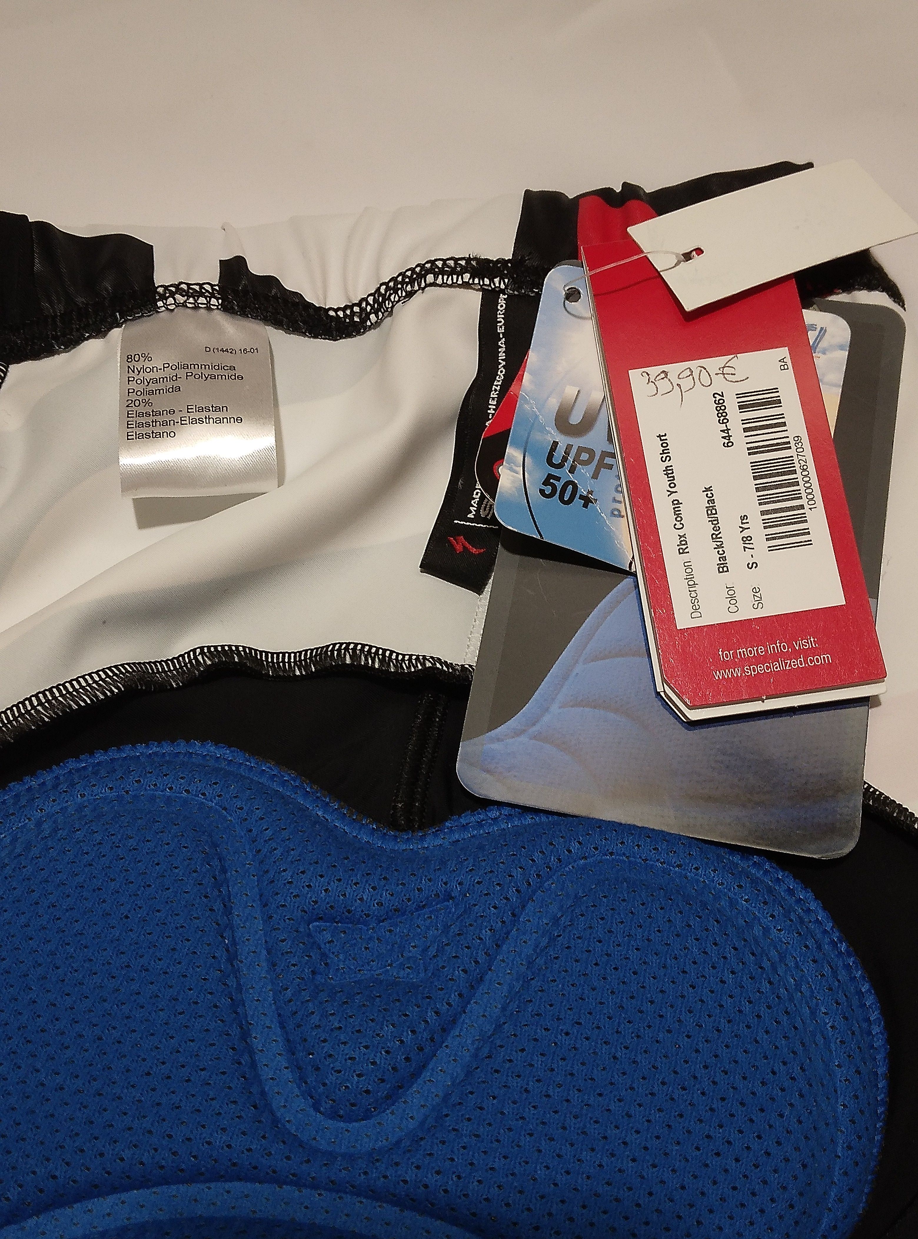 Voir photo 6 de Short de cyclisme noir, blanc & rouge, "RBX Comp Youth", Spécialized - 7/8 ans Short de cyclisme noir, blanc & rouge, "RBX Comp Youth", Spécialized - 7/8 ans Comme neuf - Vue 6 -