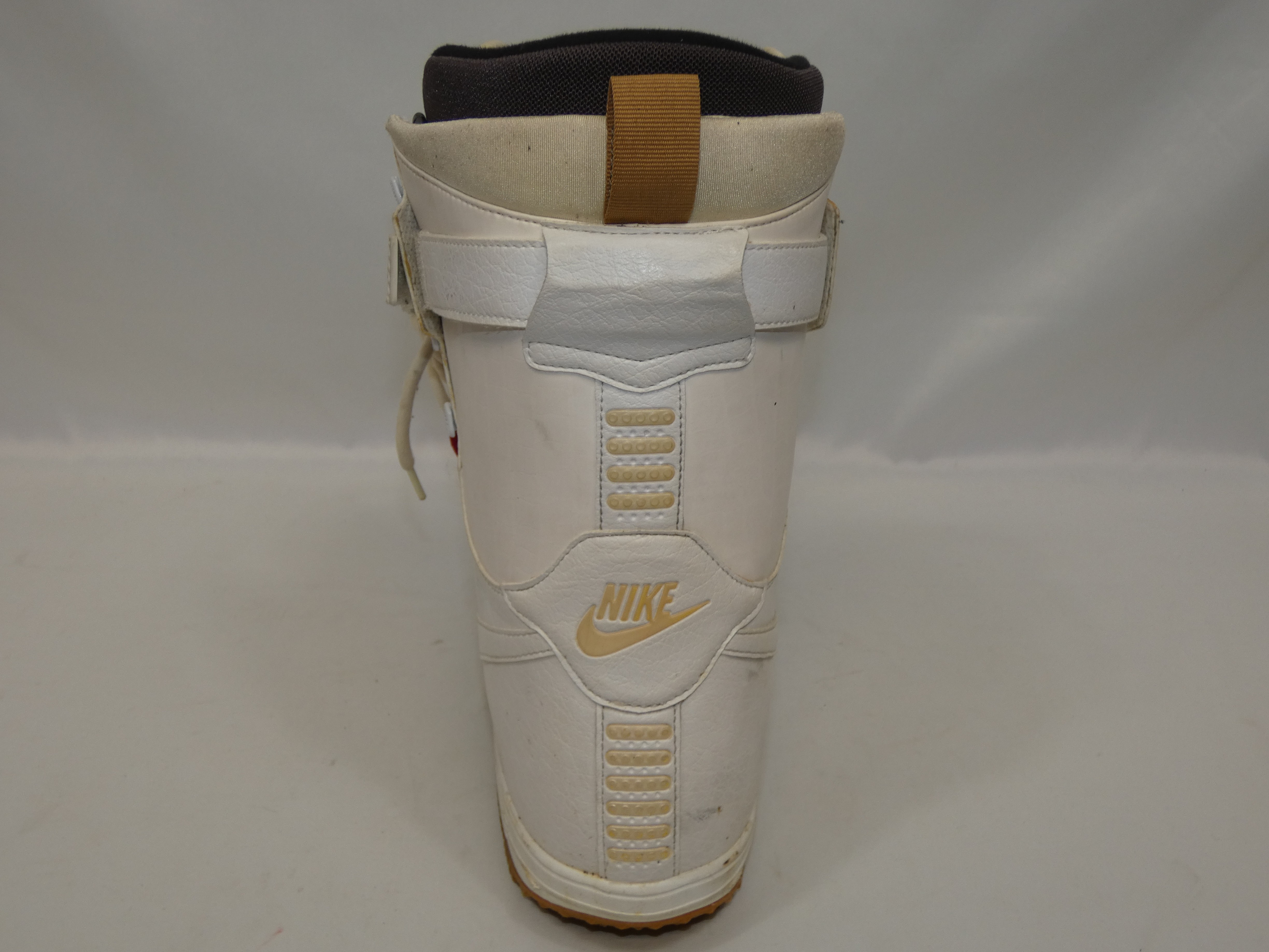 Bottes de Snowboard NIKE blanches Taille 45 Bon état - Vue 4 - 