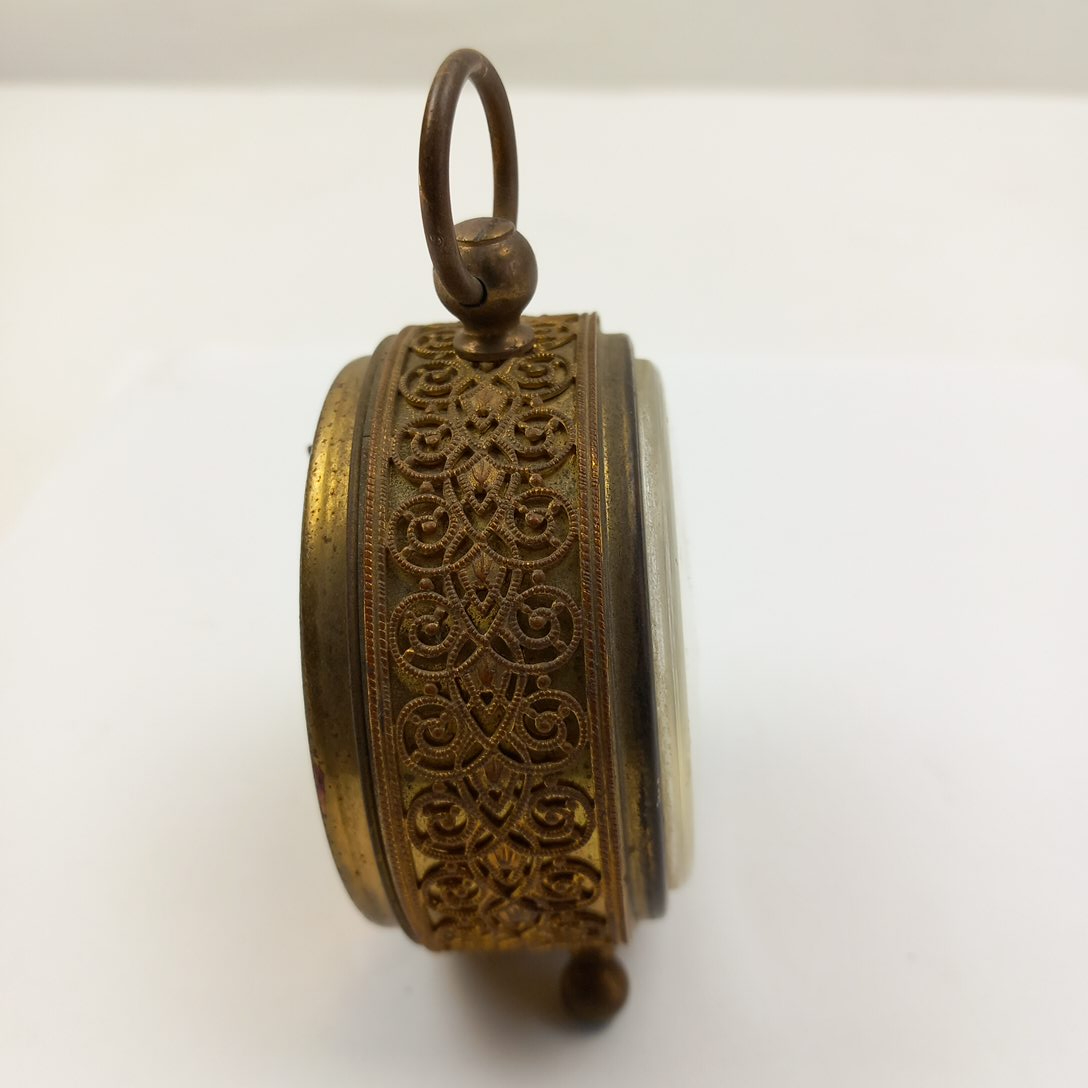 Réveil matin en dentelle de laiton doré | Ma Cabane Vintage