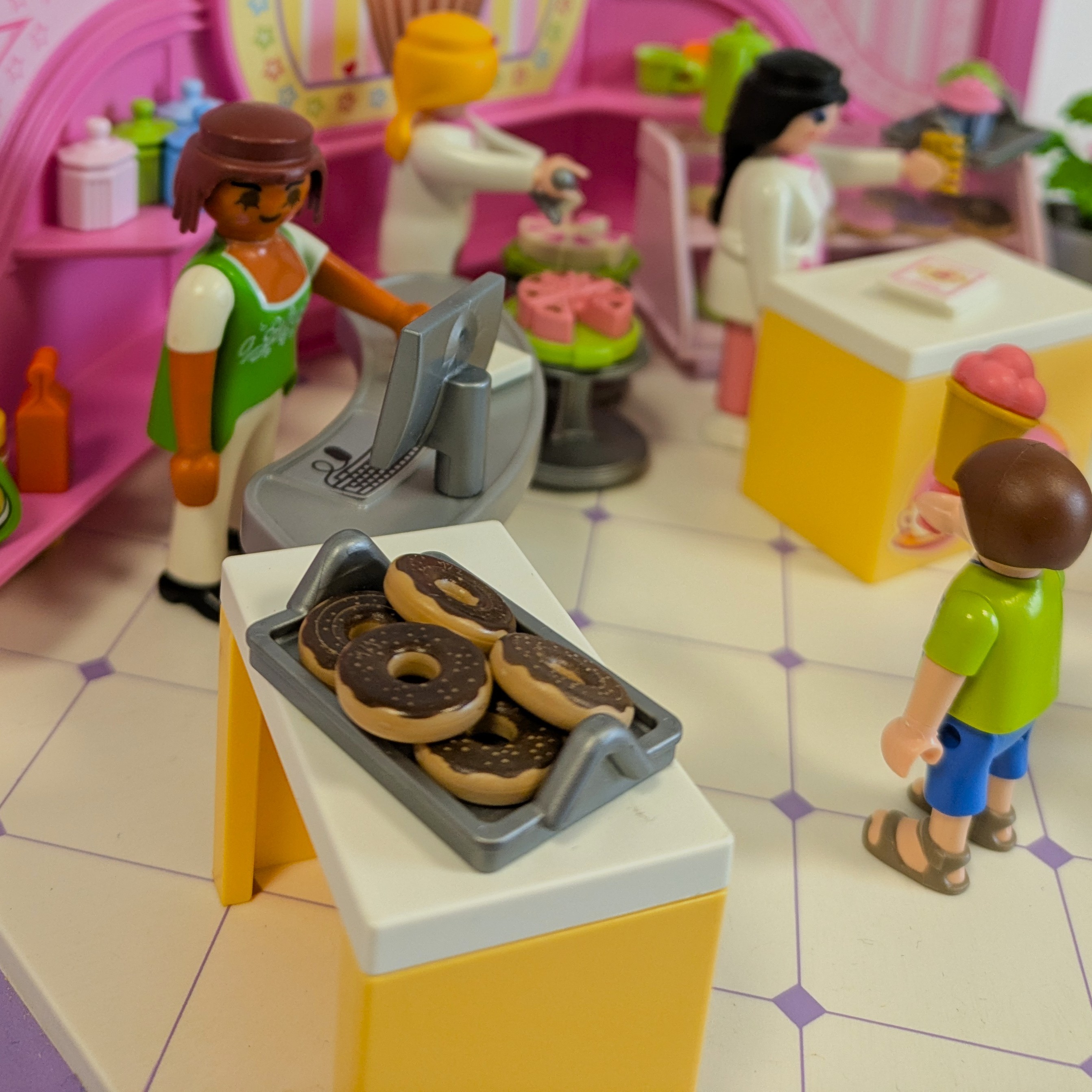 Playmobil 9080 Café Cupcake – Boulangerie avec accessoires.  - Vue 4 - 