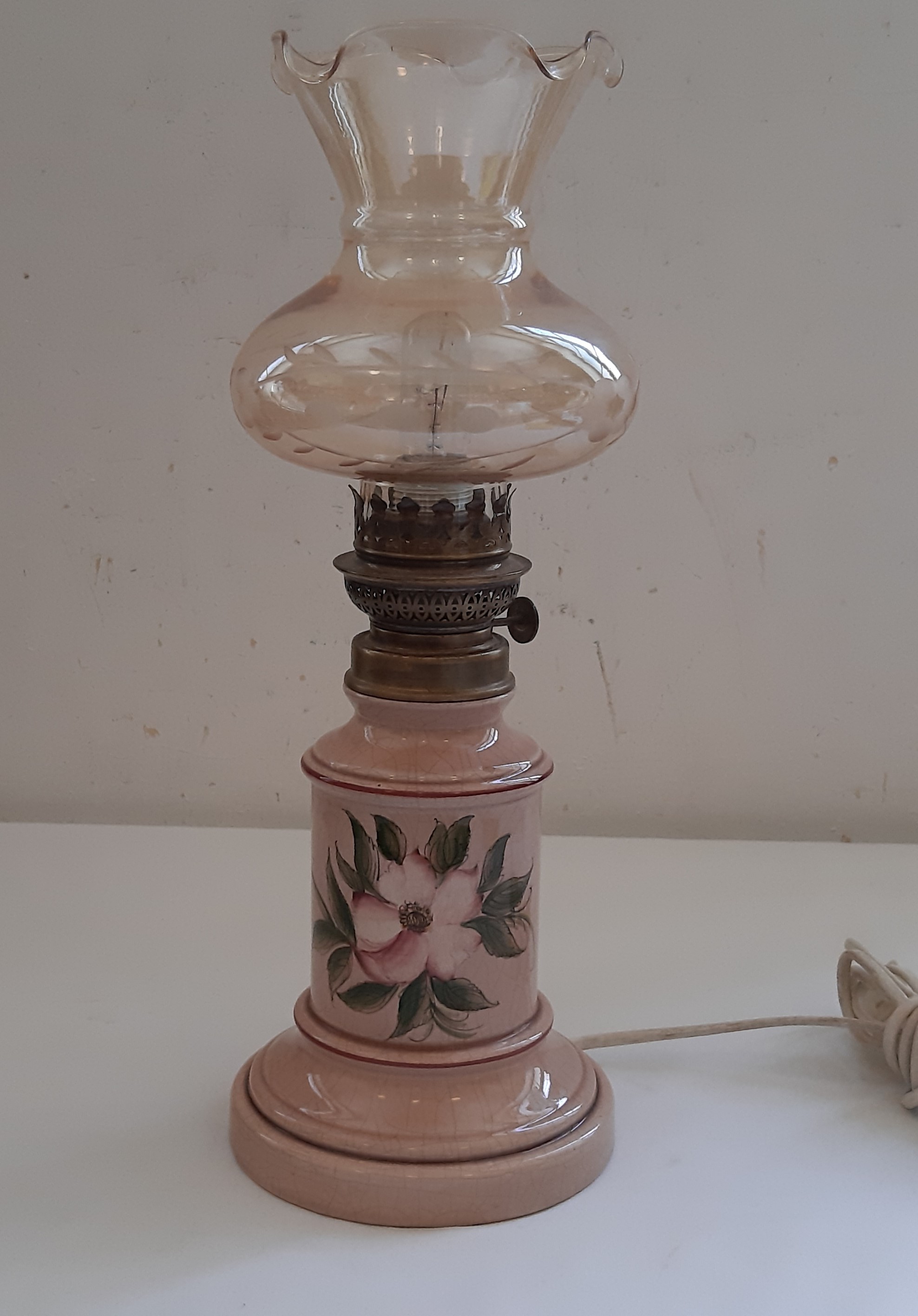 Lampe à Pétrole Ancienne En Verre – Décor Fleur, Vintage, Fonctionnement OK