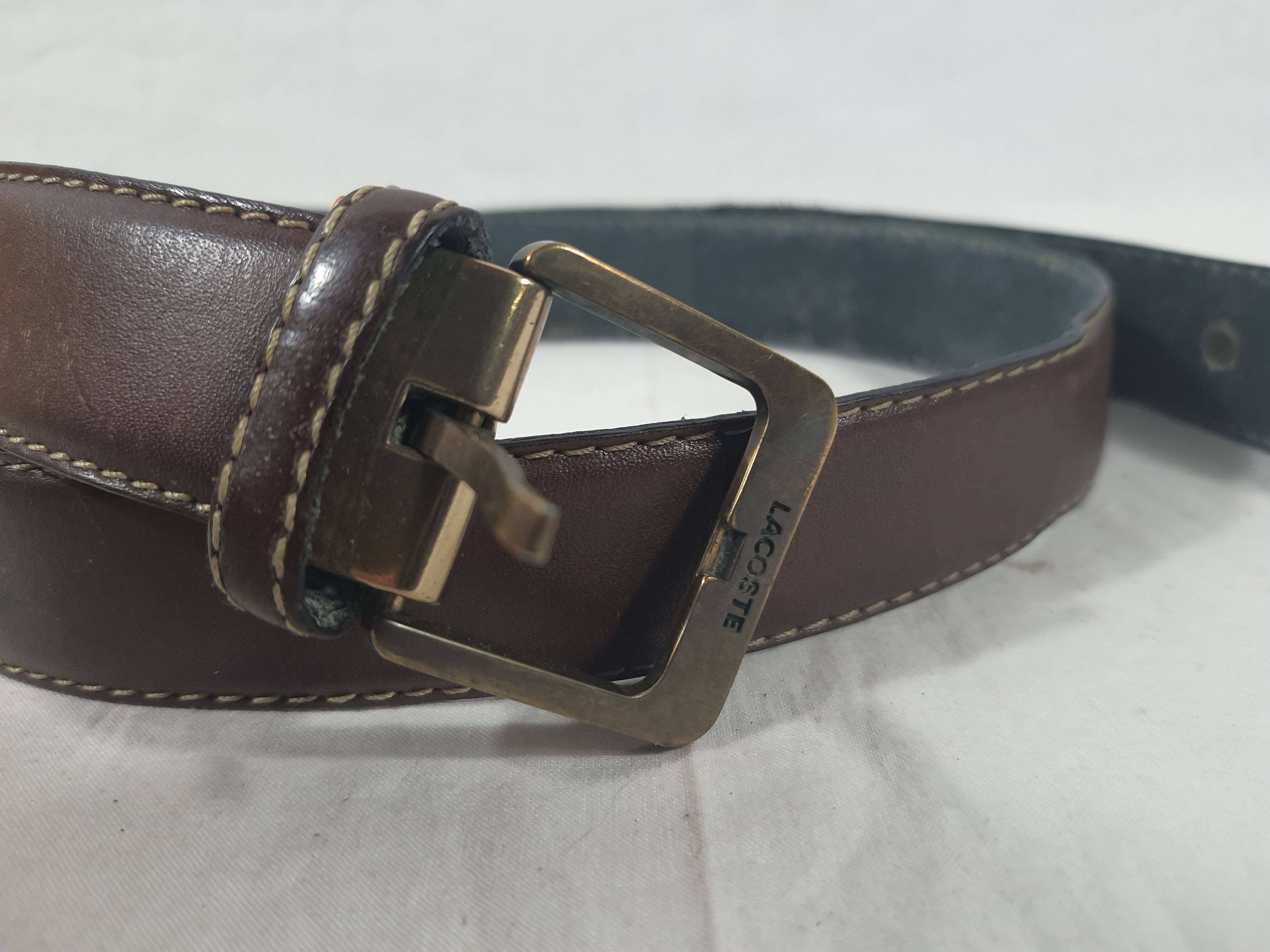 Ceinture en cuir Lacoste État correct - Vue 3 - 