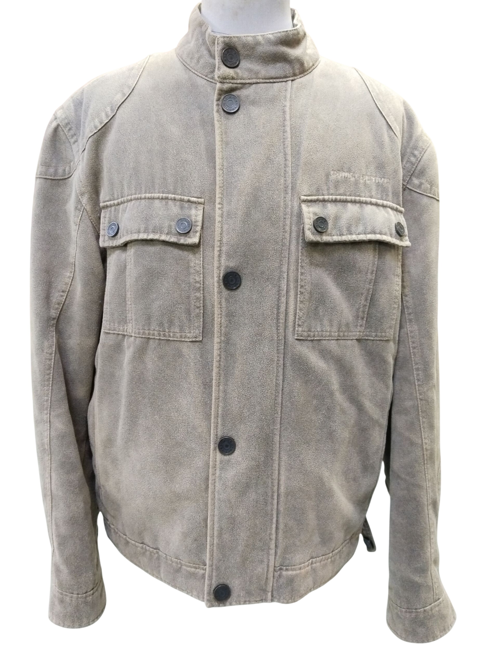 Acheter Veste Camel active taille L État correct - 25,00 € Veste Camel active taille L État correct - reconditionné disponible sur Label Emmaüs