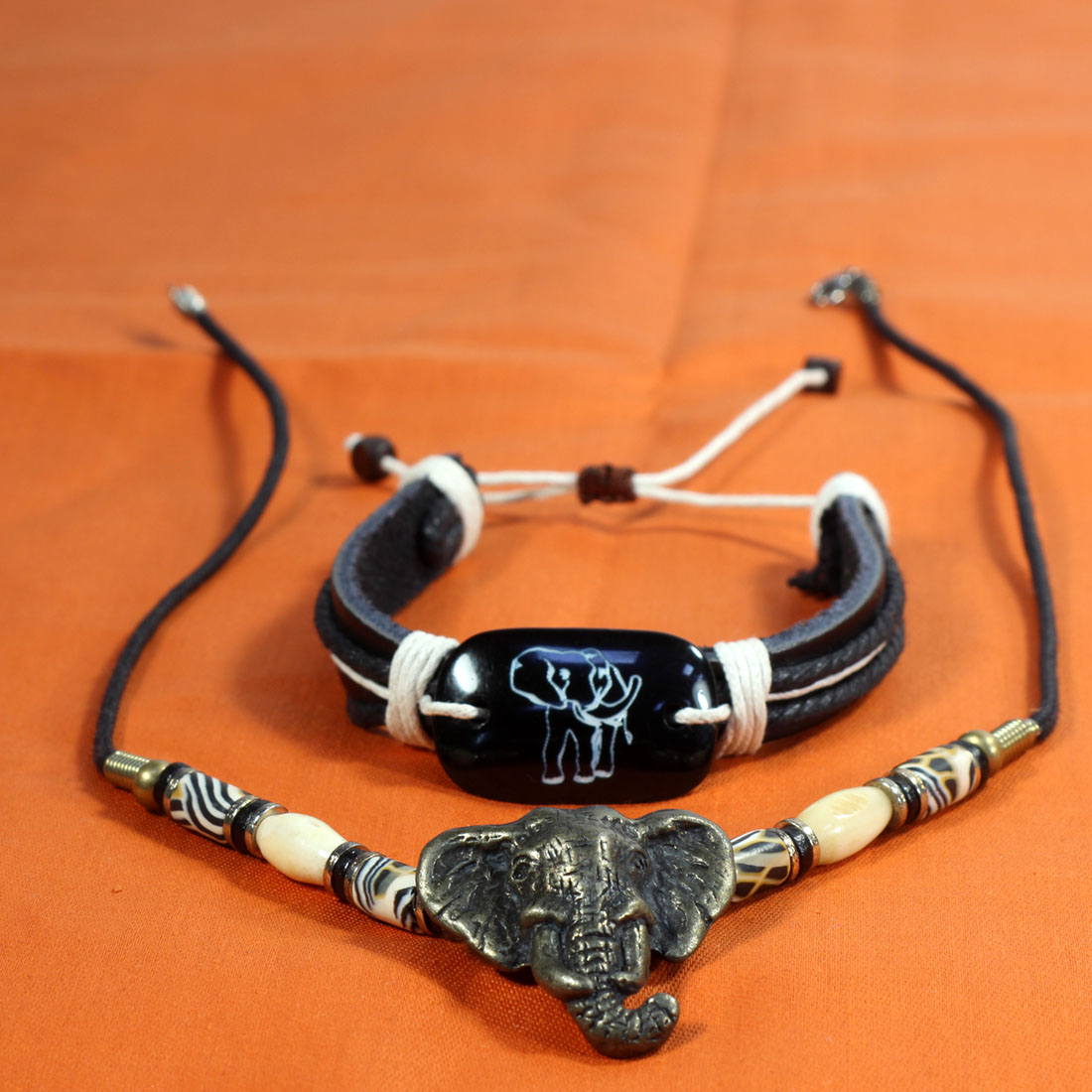 Collier et bracelet lphant - Label Emmaus - Modalova