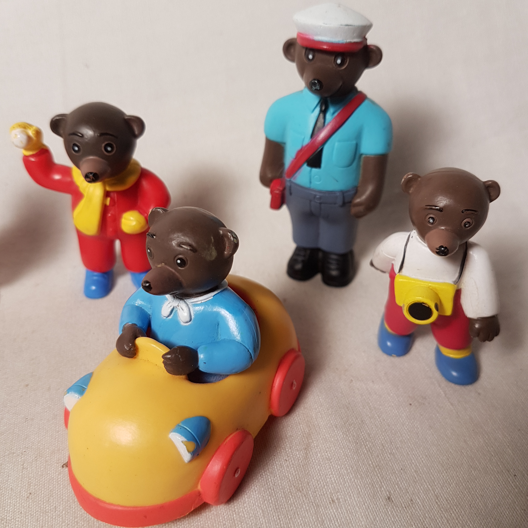 Voir photo 3 de Figurines Petit Ourson Figurines Petit Ourson Très bon état - Vue 3 -