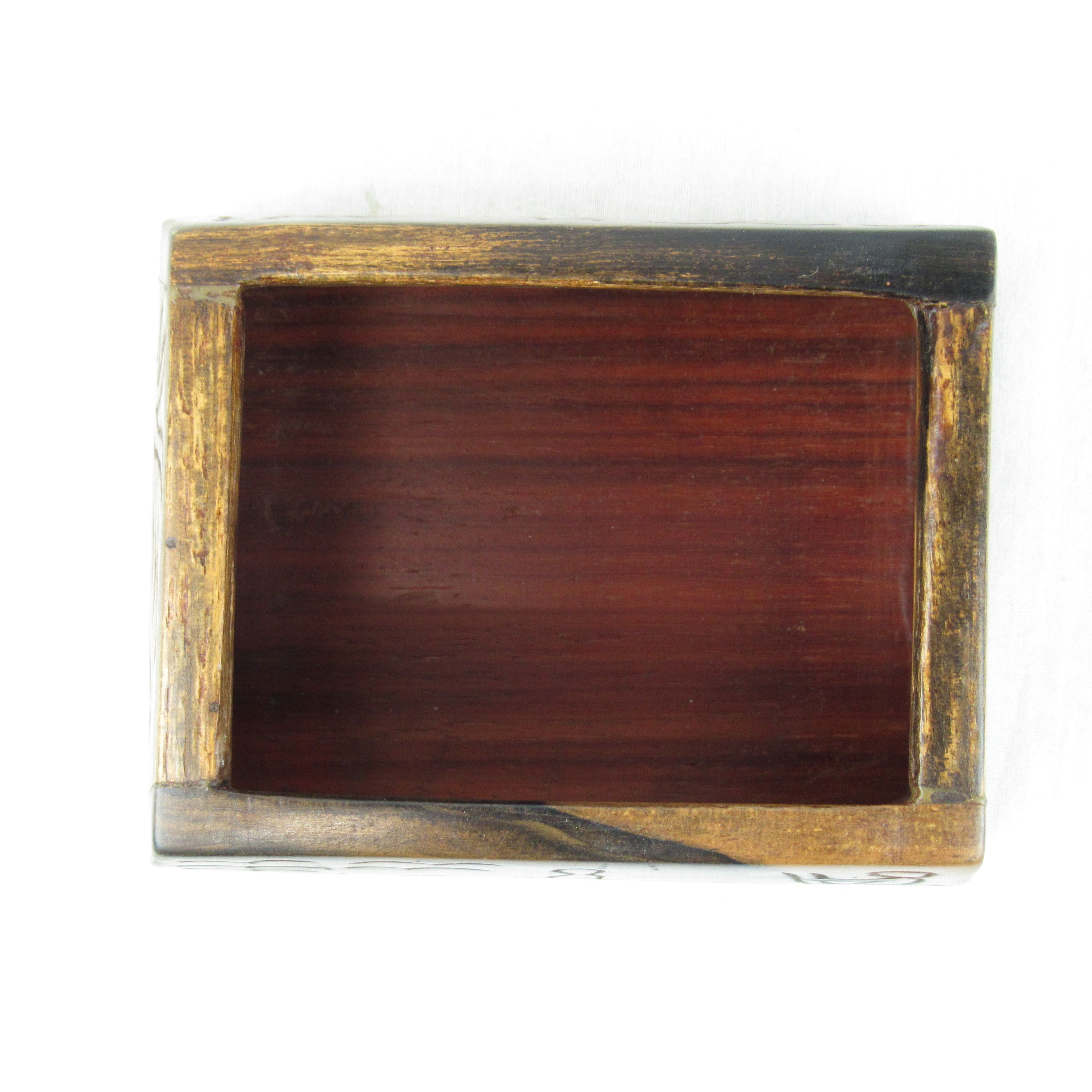 Coffret en bois/ Boîte à tabac avec gravure artisanale - Photo 9