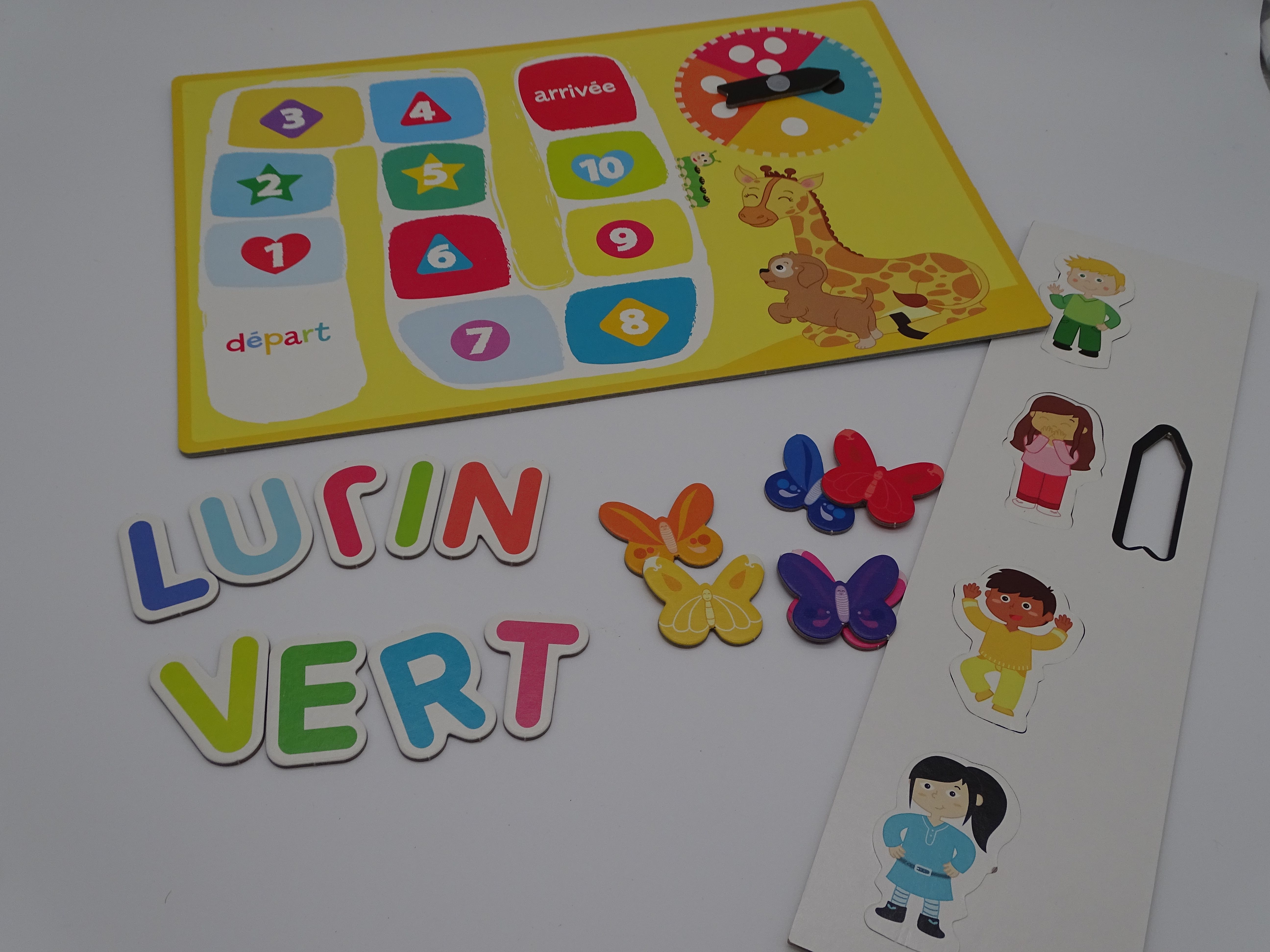 Voir photo 2 de Mes jeux de Petite Section d'occasion RAVENSBURGER - Dès 3 ans | Réf 13162 Mes jeux de Petite Section d'occasion RAVENSBURGER - Dès 3 ans | Réf 13162 Très bon état - Vue 2 -