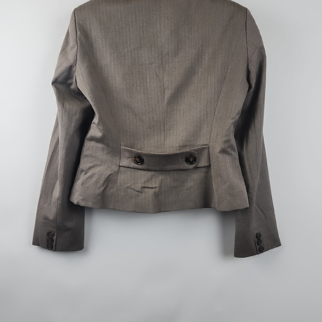 Voir photo 3 de Sinéquanone - Veste taupe en polyester - Taille 38/40 Sinéquanone - Veste taupe en polyester - Taille 38/40 Très bon état - Vue 3 -