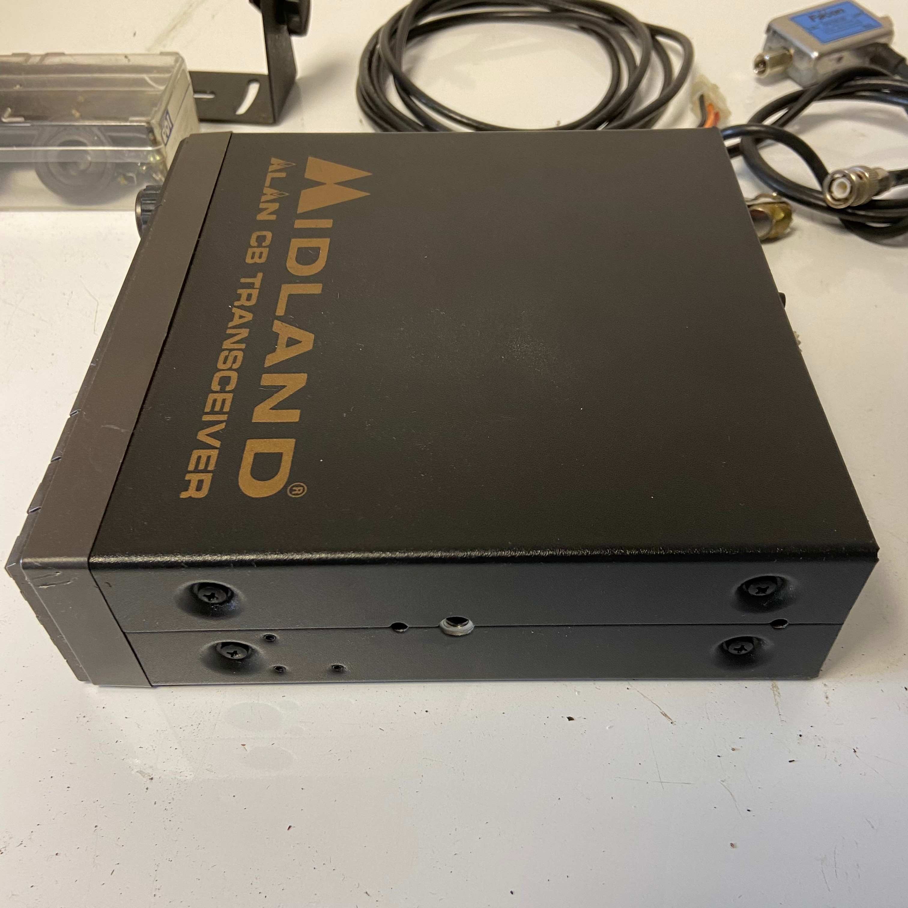 Poste C.B Midlan Alan 28 + accessoires d'antennes+Micro - Très bon état - Photo 8