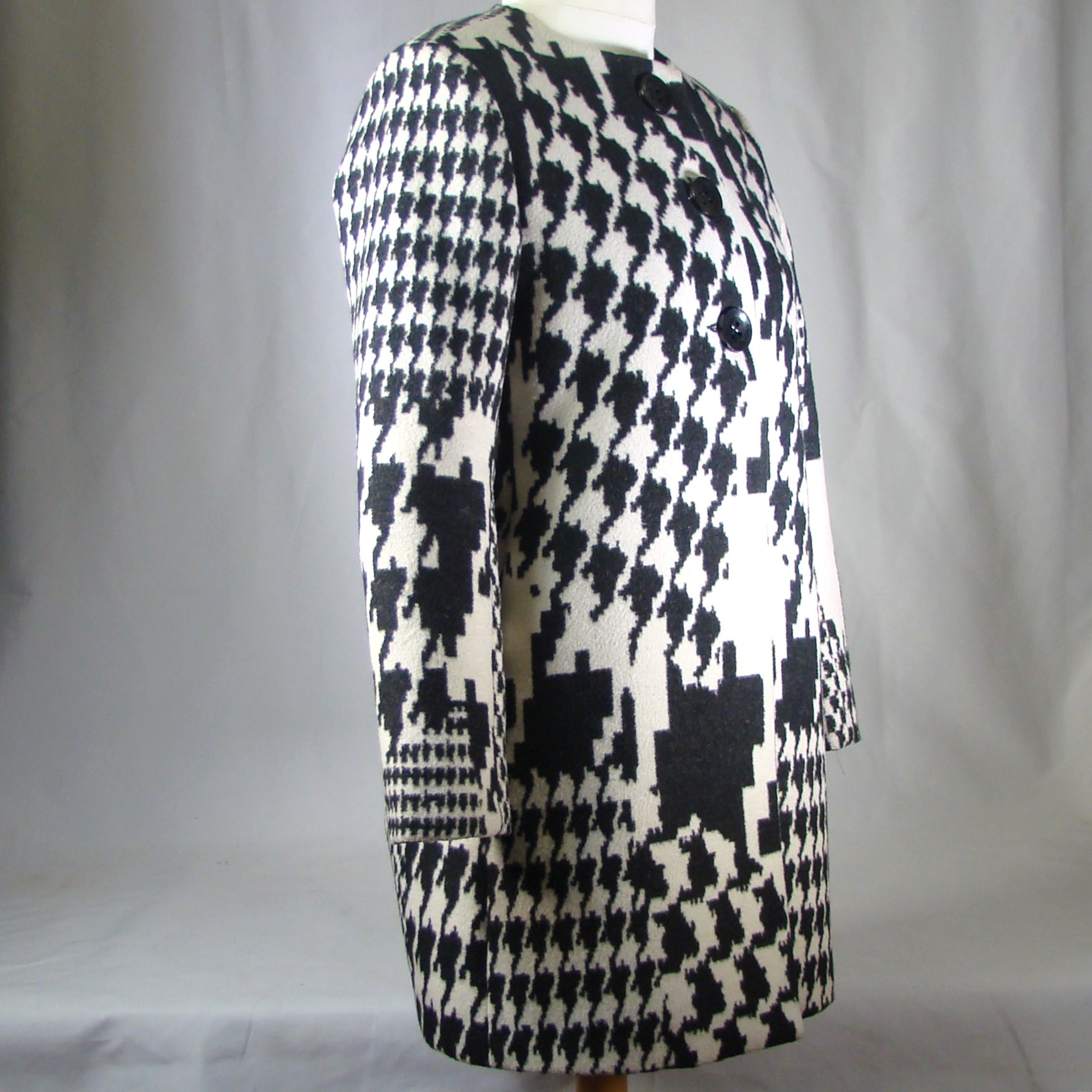 Veste Rinascimento "chic couture" Bon état - Vue 2 - 