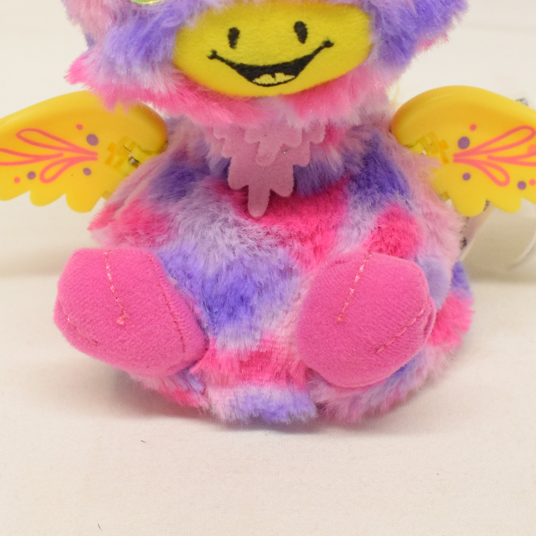Voir photo 4 de Bébé dragon rose sonore et animé Hatchimals Bébé dragon rose sonore et animé Hatchimals - Vue 4 -
