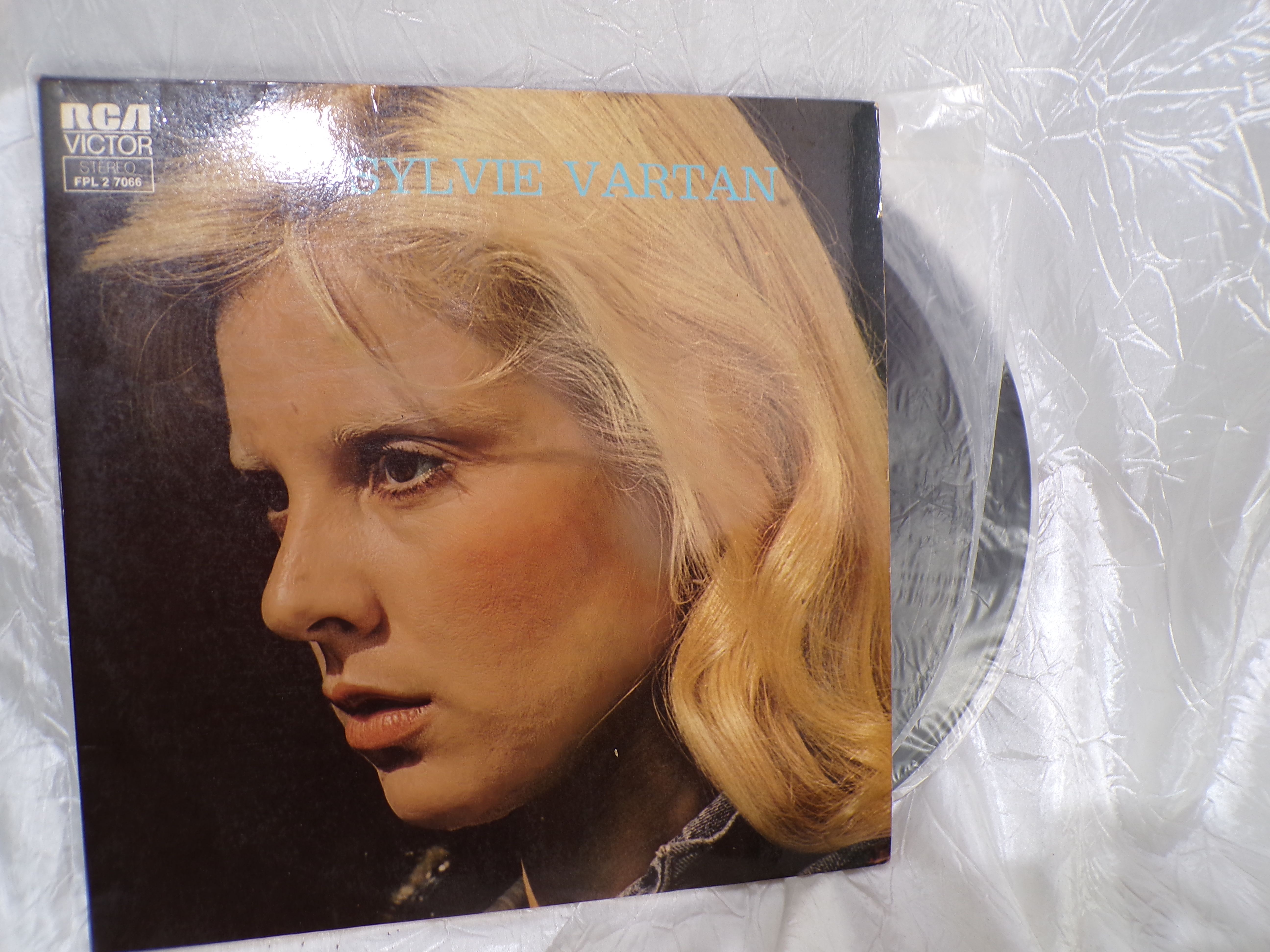 Voir photo 3 de Vinyle Sylvie Vartan RCA Victor FPL2 7066 Vinyle Sylvie Vartan RCA Victor FPL2 7066 Très bon état - Vue 3 -