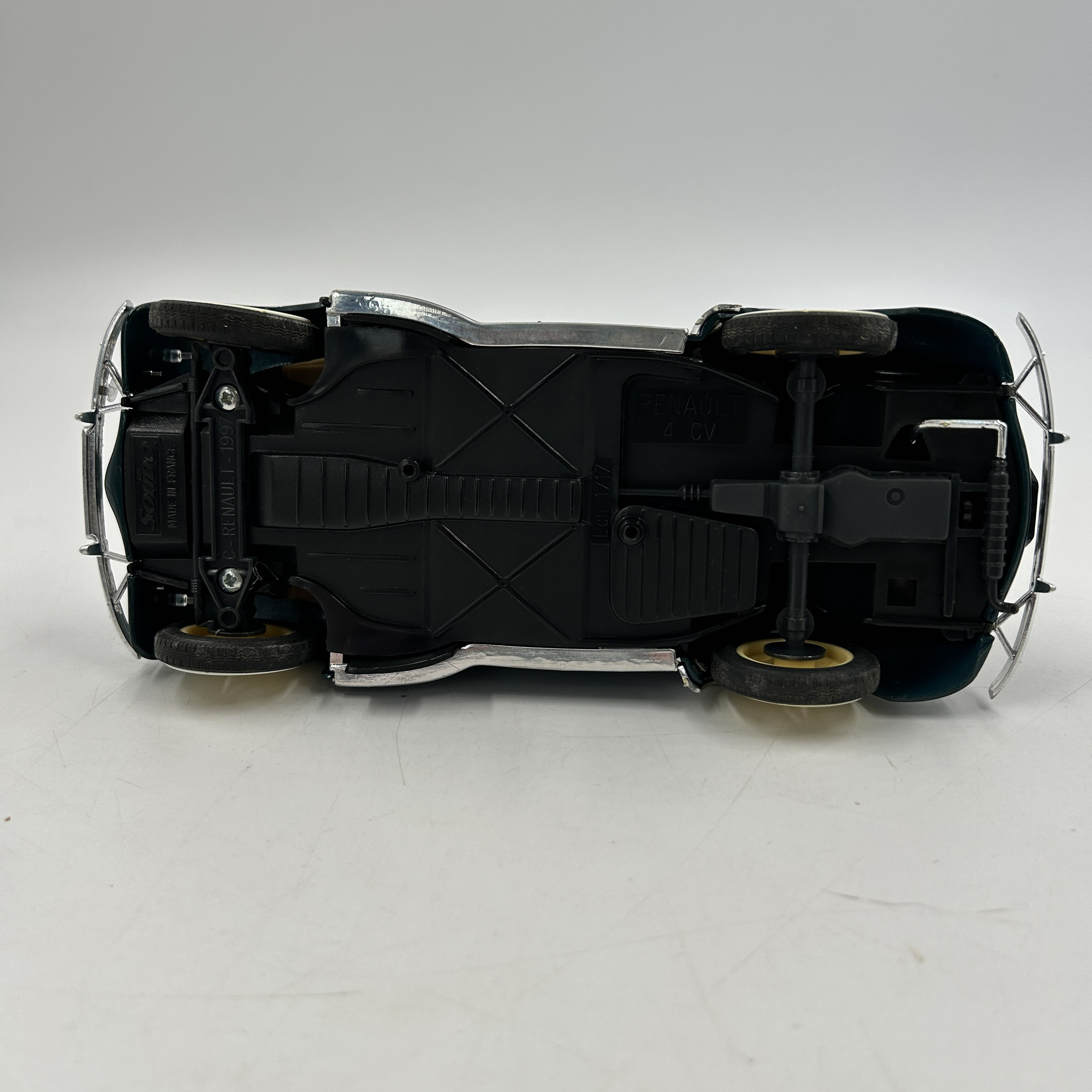 Renault 4CV Solido 1/17 Bon état - Vue 8 - 