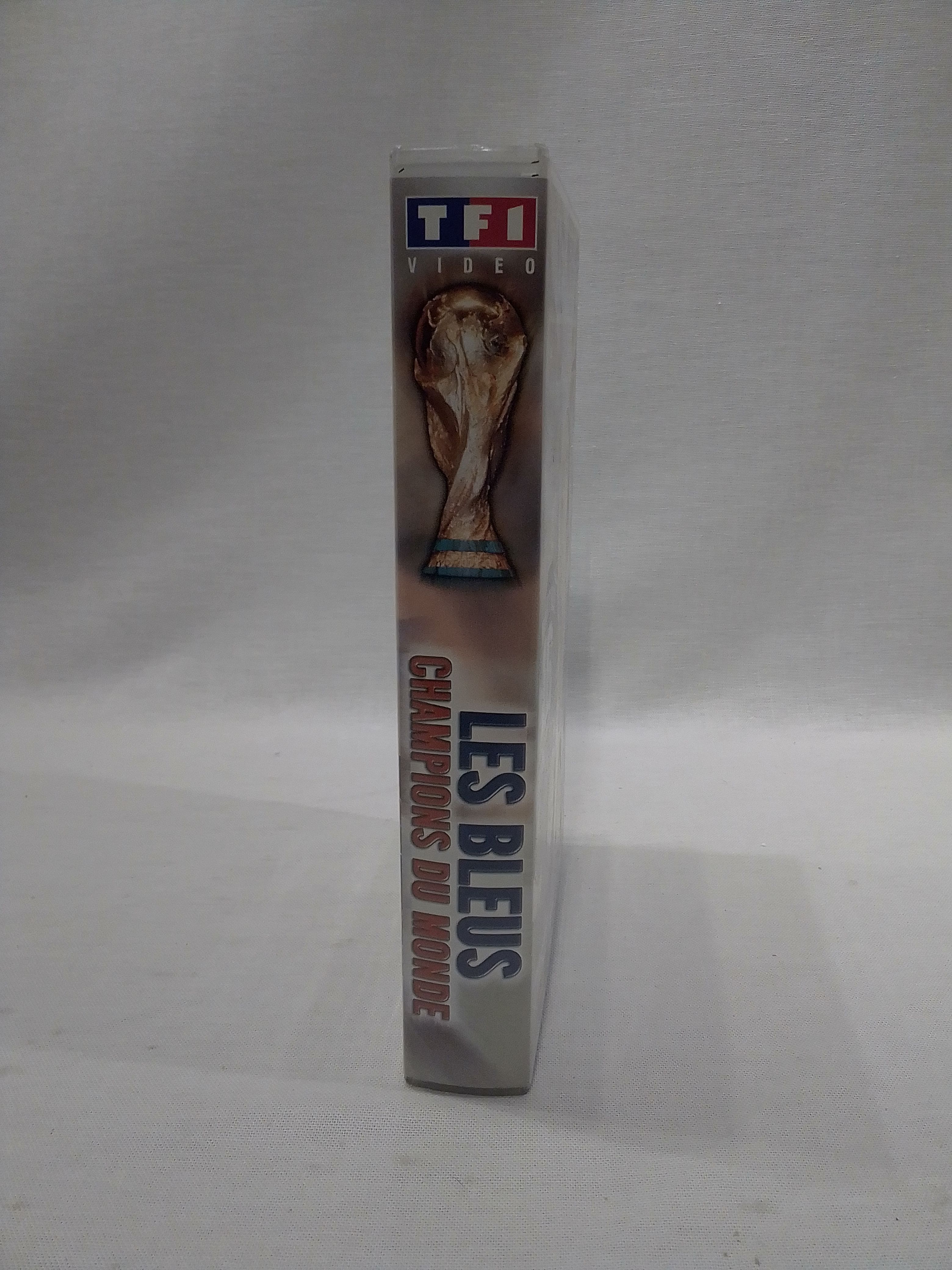 VHS Les bleus champion du monde Bon état - Vue 2 - 