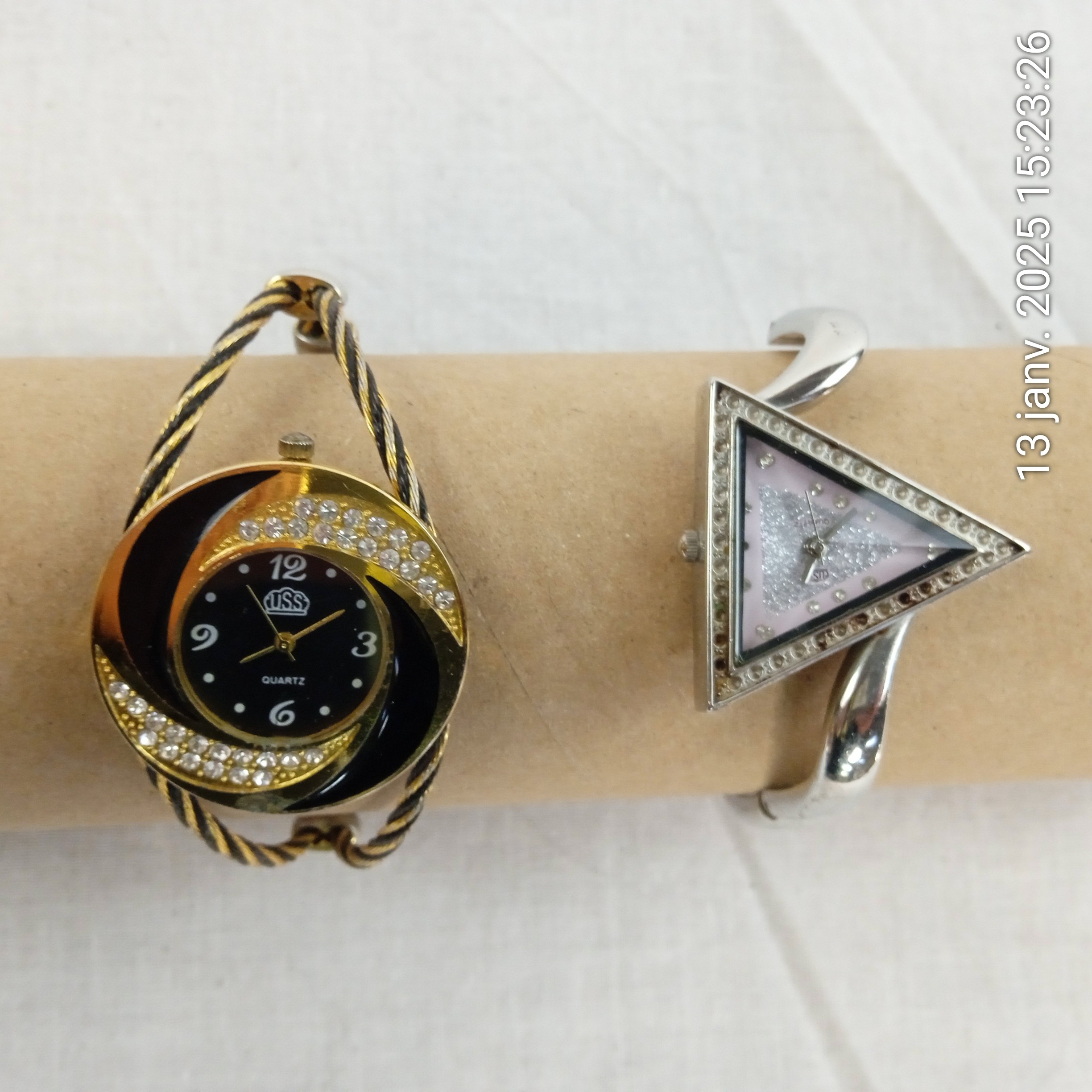 Lot de 2 montres bracelets femme à quartz - Photo 1