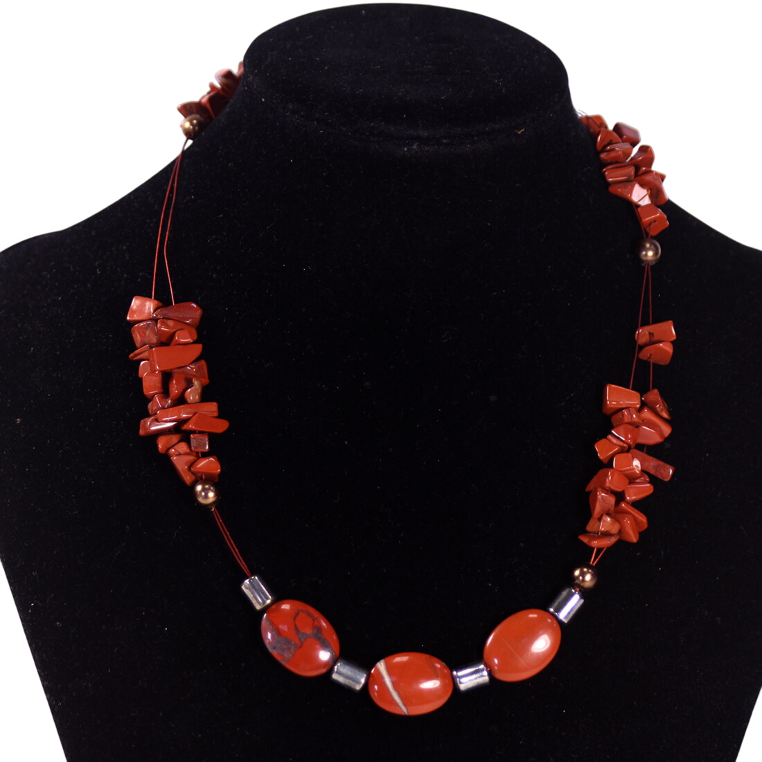 Acheter Collier en jaspe Bon état - 15,00 € Collier en jaspe Bon état - reconditionné disponible sur Label Emmaüs