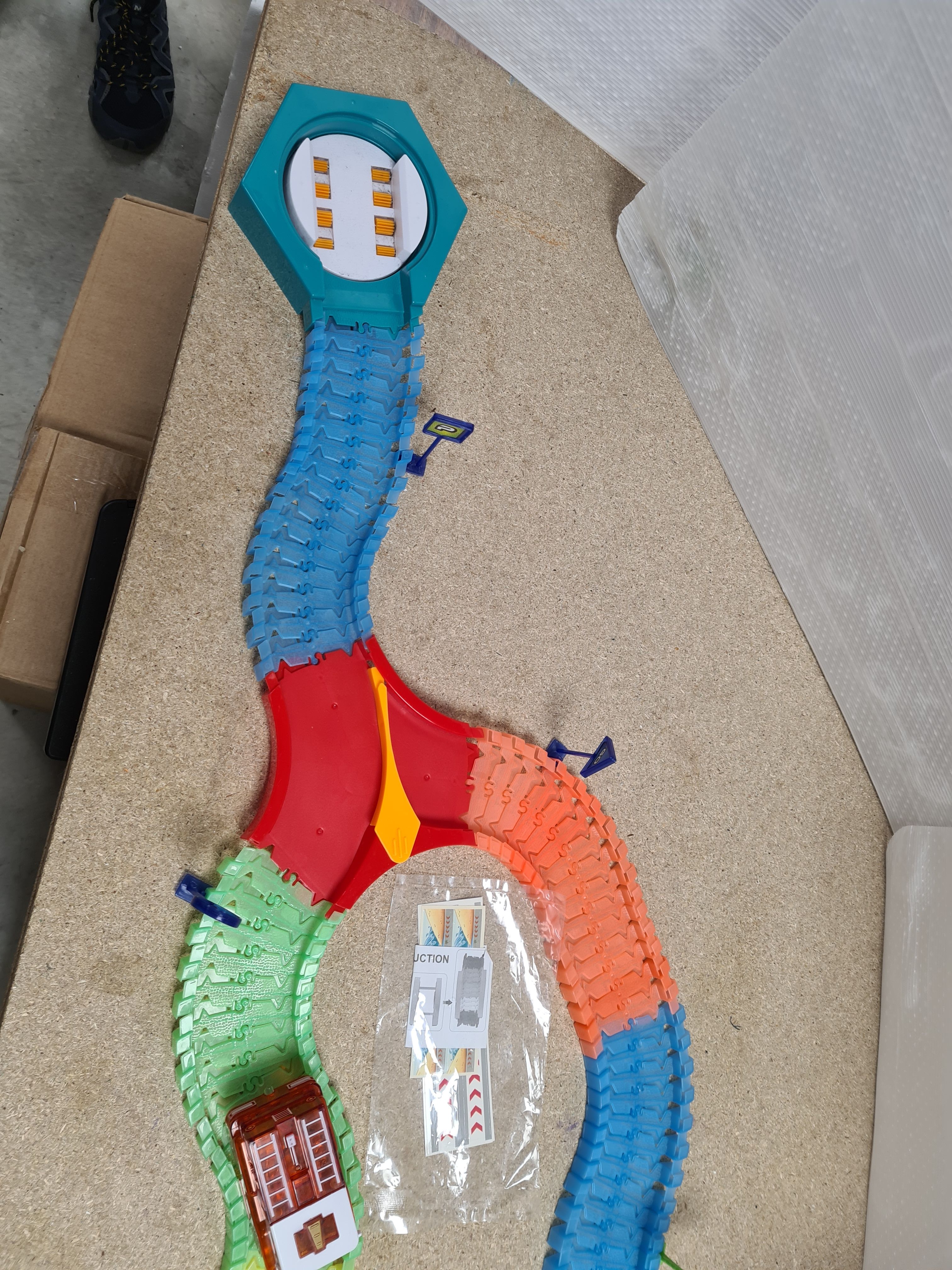 Circuit flexible et modulable - Lightning speedy- 3ans+ Bon état - Vue 7 - 
