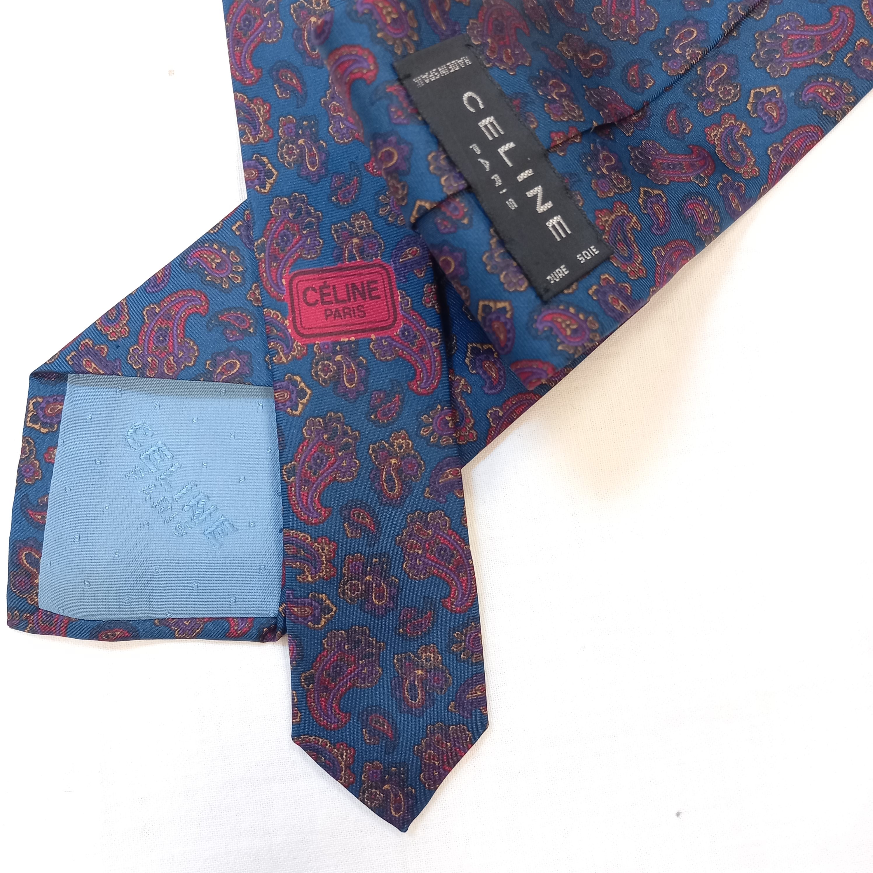 Cravate en soie à motifs paisley bleue et rouge- Céline - Photo 2