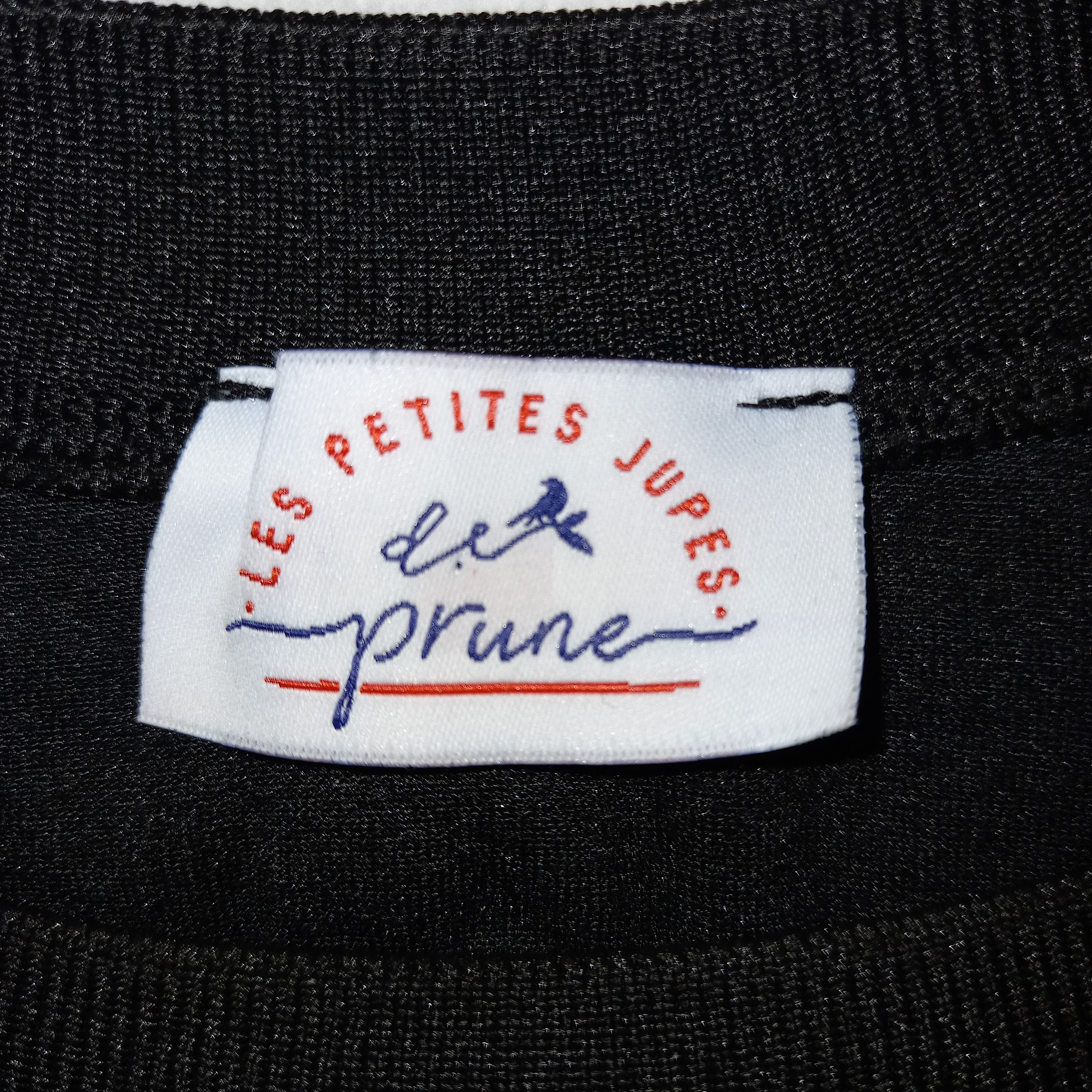 Voir photo 4 de Pull femme "Les petites jupes de Prune" Pull femme "Les petites jupes de Prune" Bon état - Vue 4 -