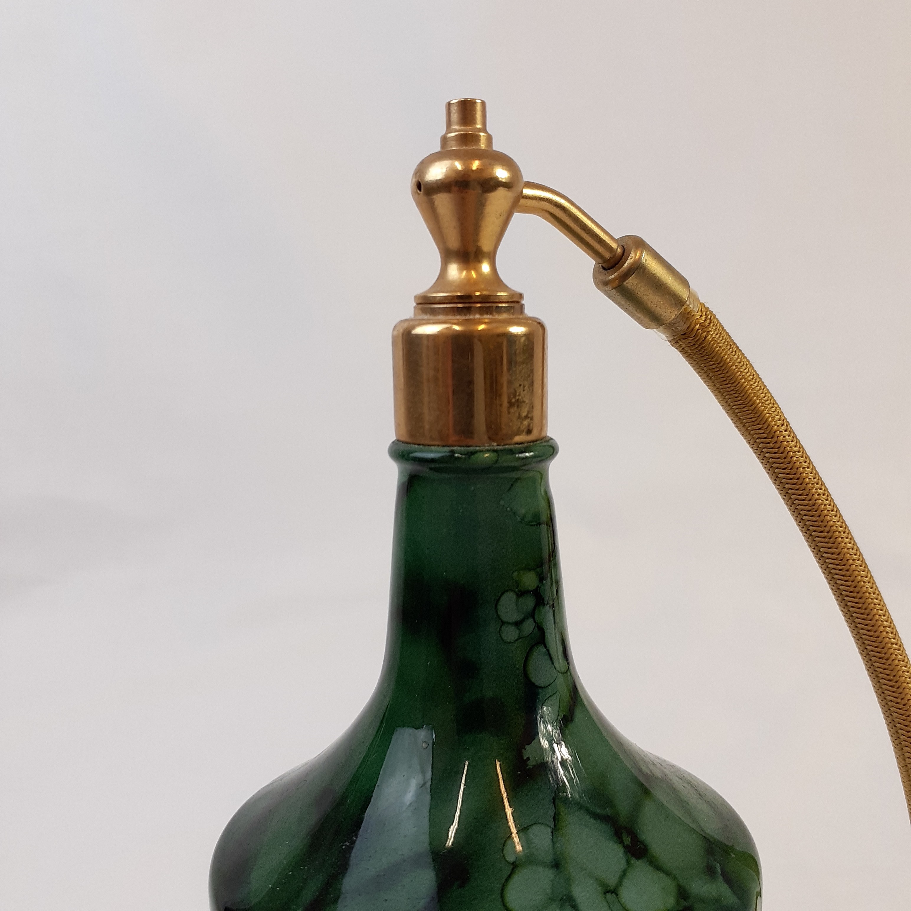Vaporisateur parfum en porcelaine Fichard Paris Très bon état - Vue 3 - 