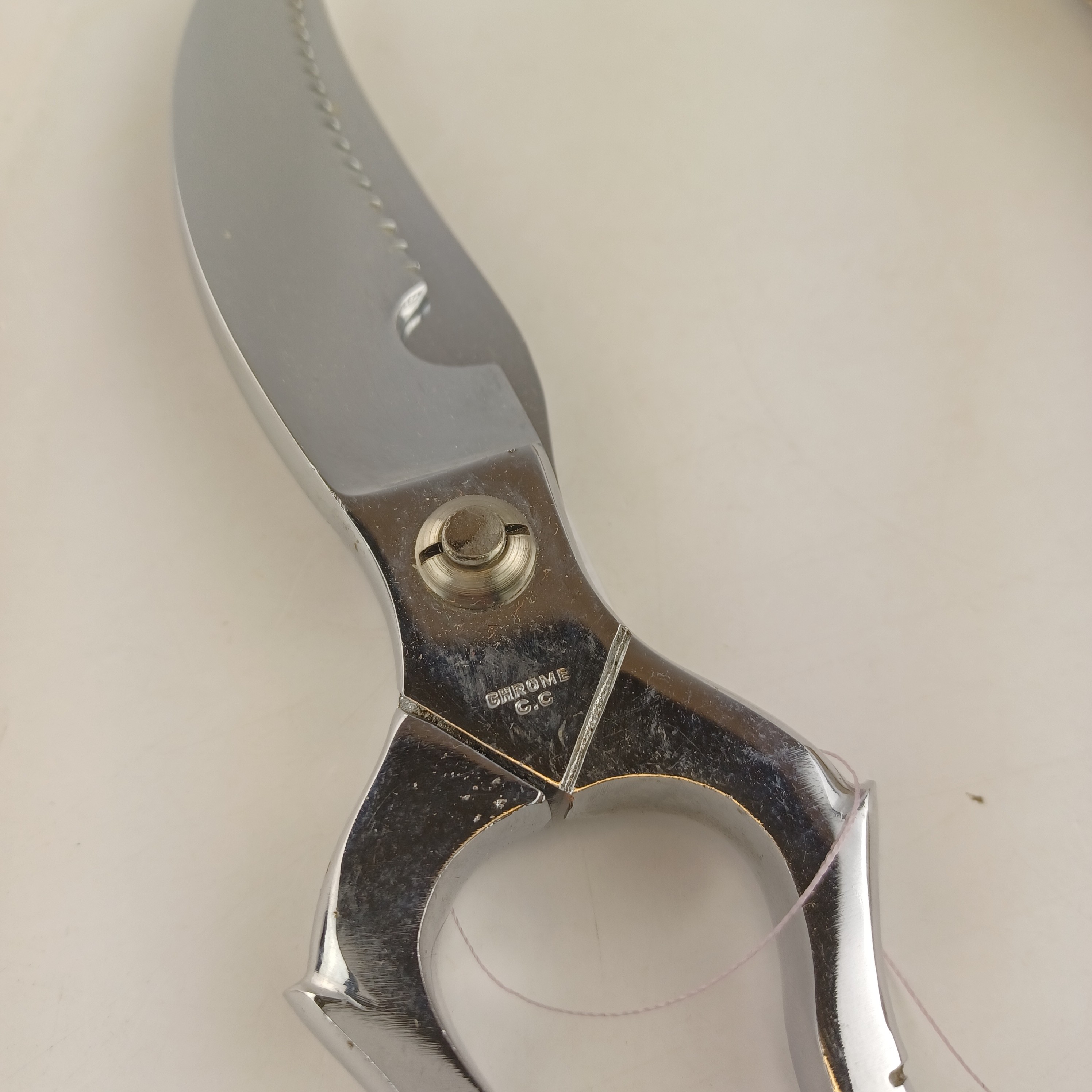 Sécateur ancien Chrome C.C. de 24 cm dans sa Boîte d’origine Très bon état - Vue 3 - 