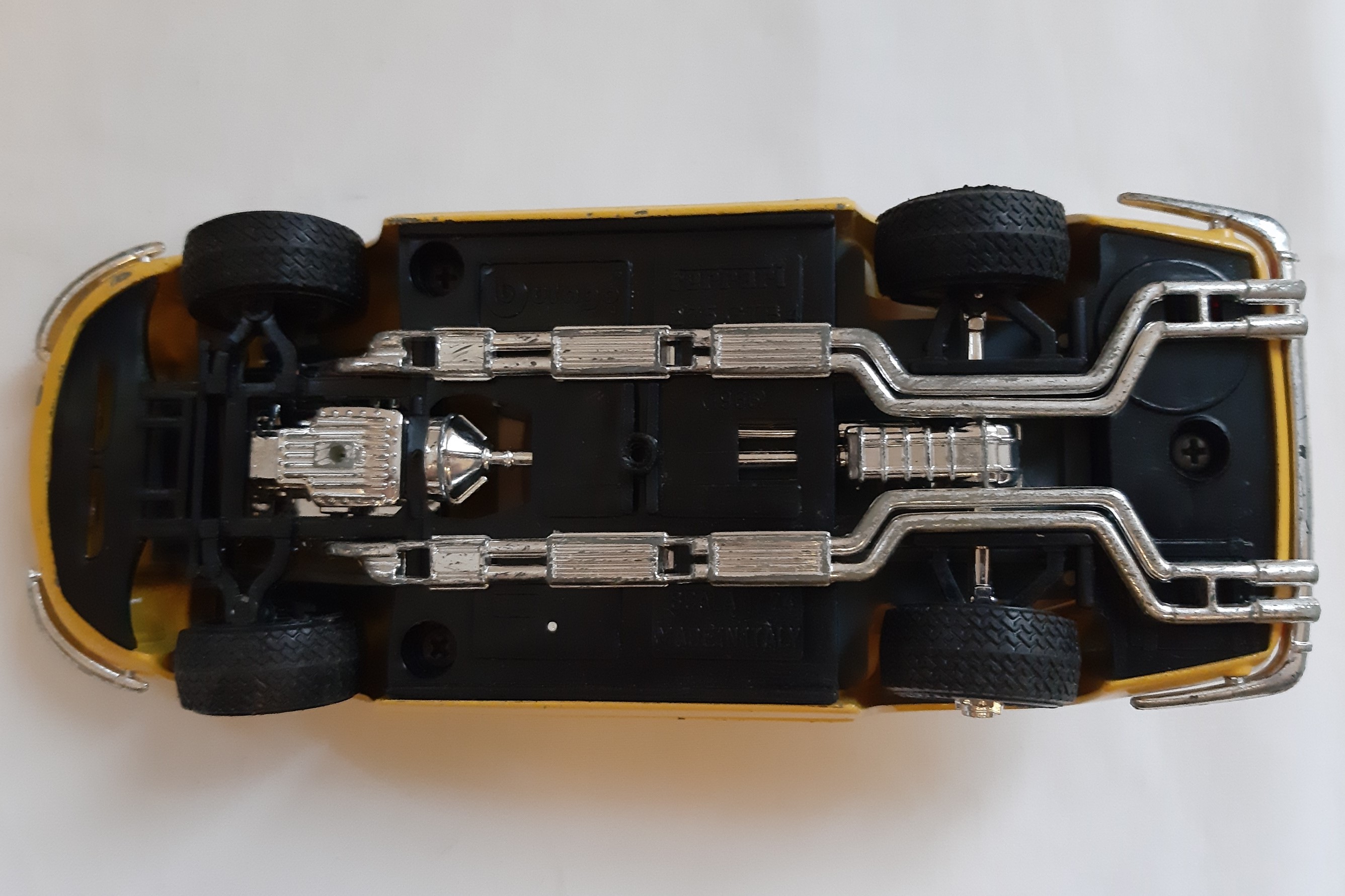 Lot De Sièges Miniature Ferrari 275 GTB 4 - 1966 - Échelle 1/24 - Burago - Occasion