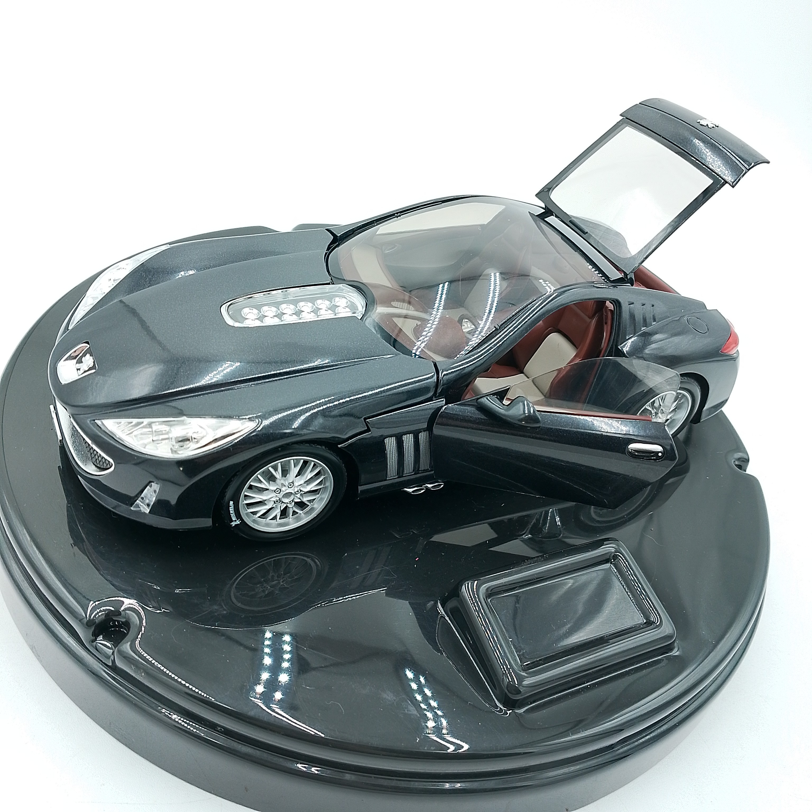 Peugeot 907 Miniature sous cloche Bon état - Vue 2 - 