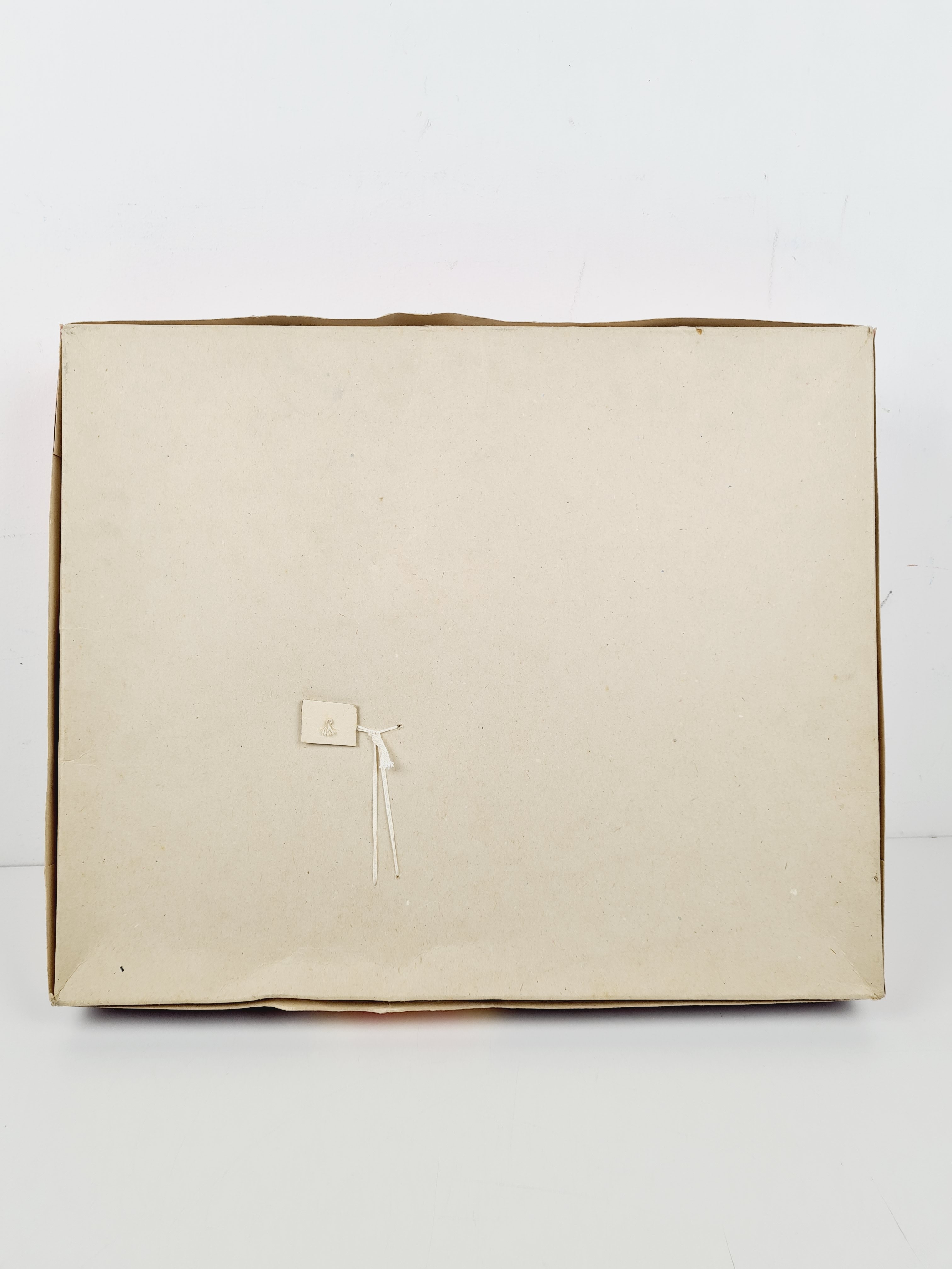 Poupée ancienne - Poupée ARI, yeux bleus, dormant - dans sa boite d'origine avec ses accessoires - 25 cm - Photo 2