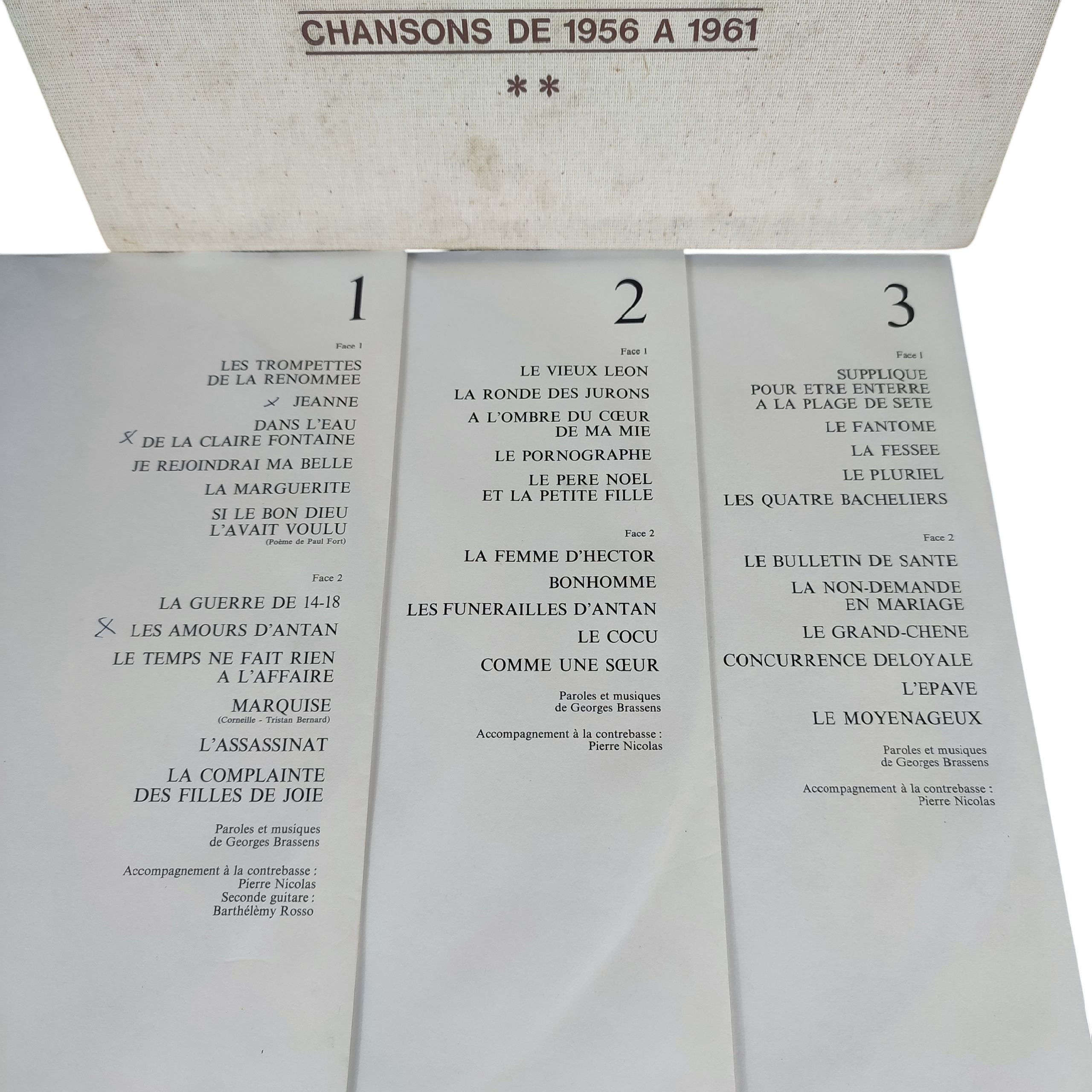 Voir photo 5 de 4 coffrets disques vinyles BRASSENS 1952 à 1976 4 coffrets disques vinyles BRASSENS 1952 à 1976 État correct - Vue 5 -