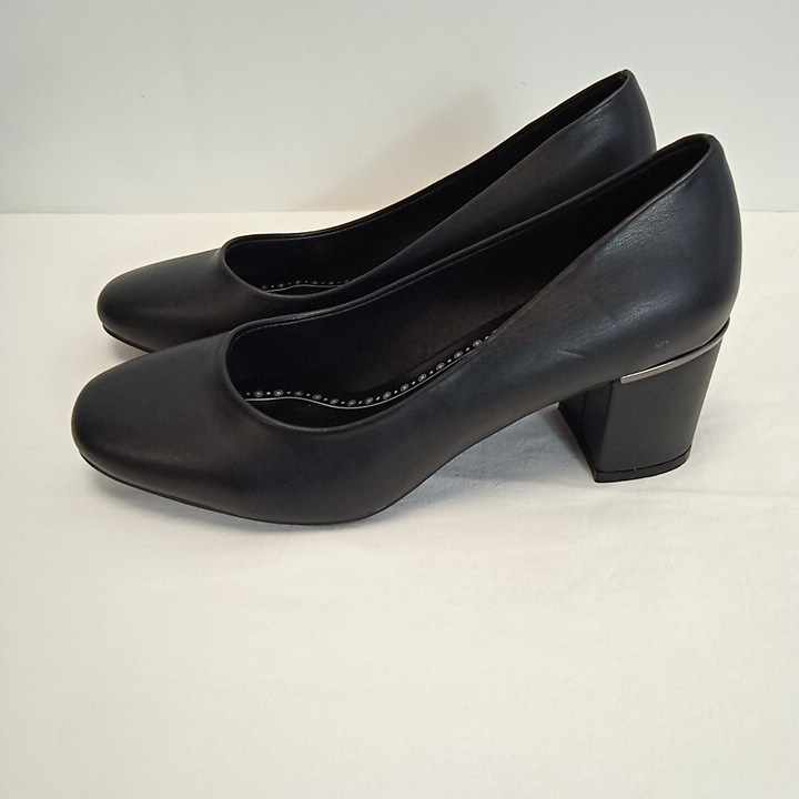 Escarpins NOIR Femme motif Uni A enfiler" SINEQUANONE" pointure 38  - Vue 3 - 