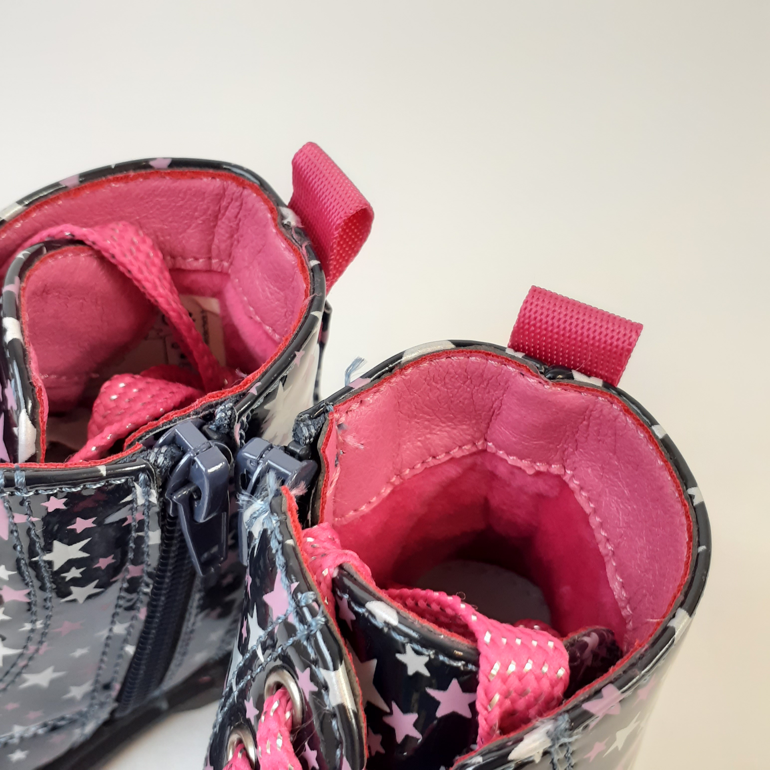 Voir photo 5 de Bottines à lacet style rock et chic 21 Bottines à lacet style rock et chic 21 Comme neuf - Vue 5 -
